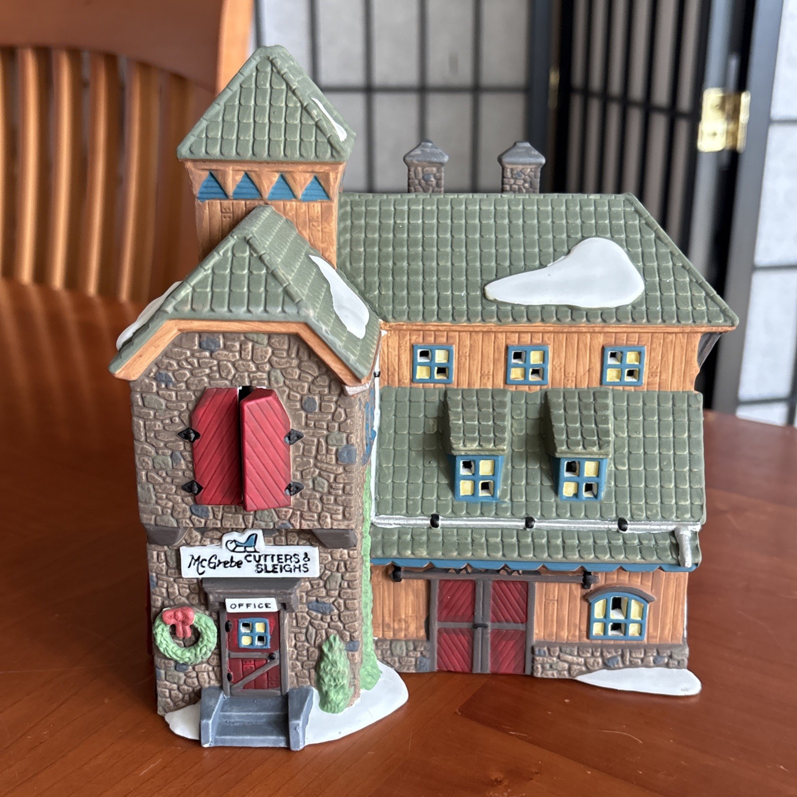 Dept 56 McGrebe Cutters & Sleighs 1991 New England Village w/box & Light