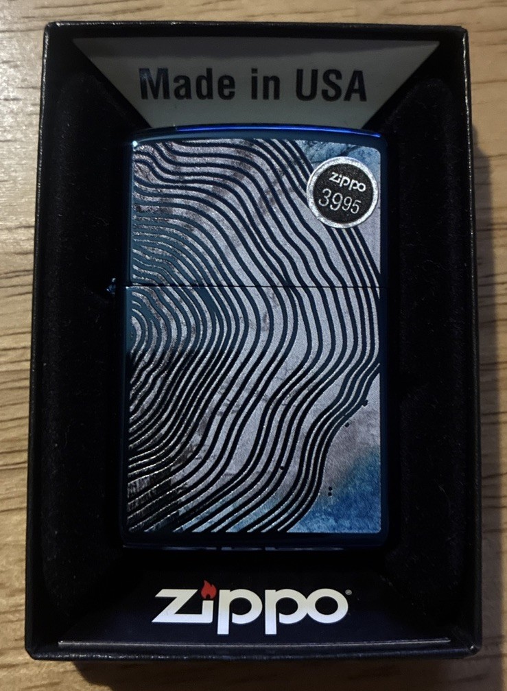 Brand new TREE RINGS DESIGN ZIPPO 2018 LIGHTER with box 