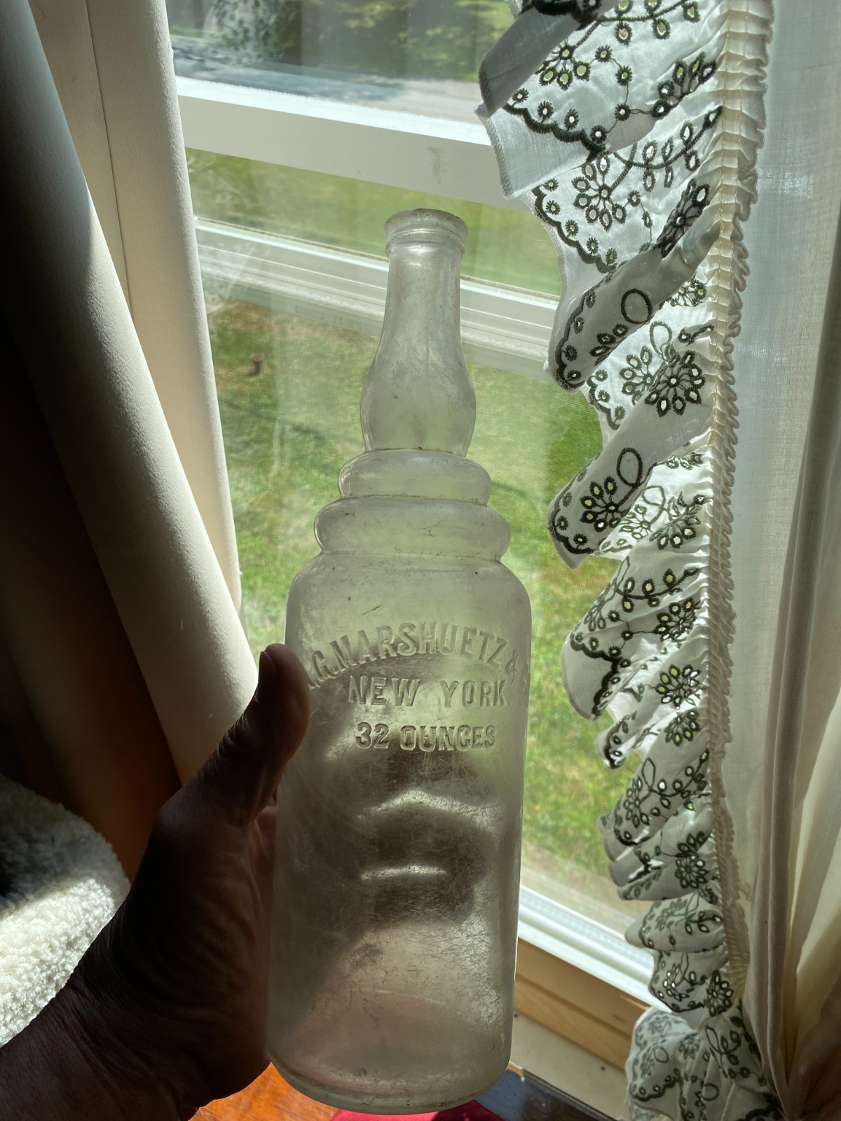 Antique 1890's A.G. MARSHUETZ & CO.- 32 Oz. NEW YORK 12