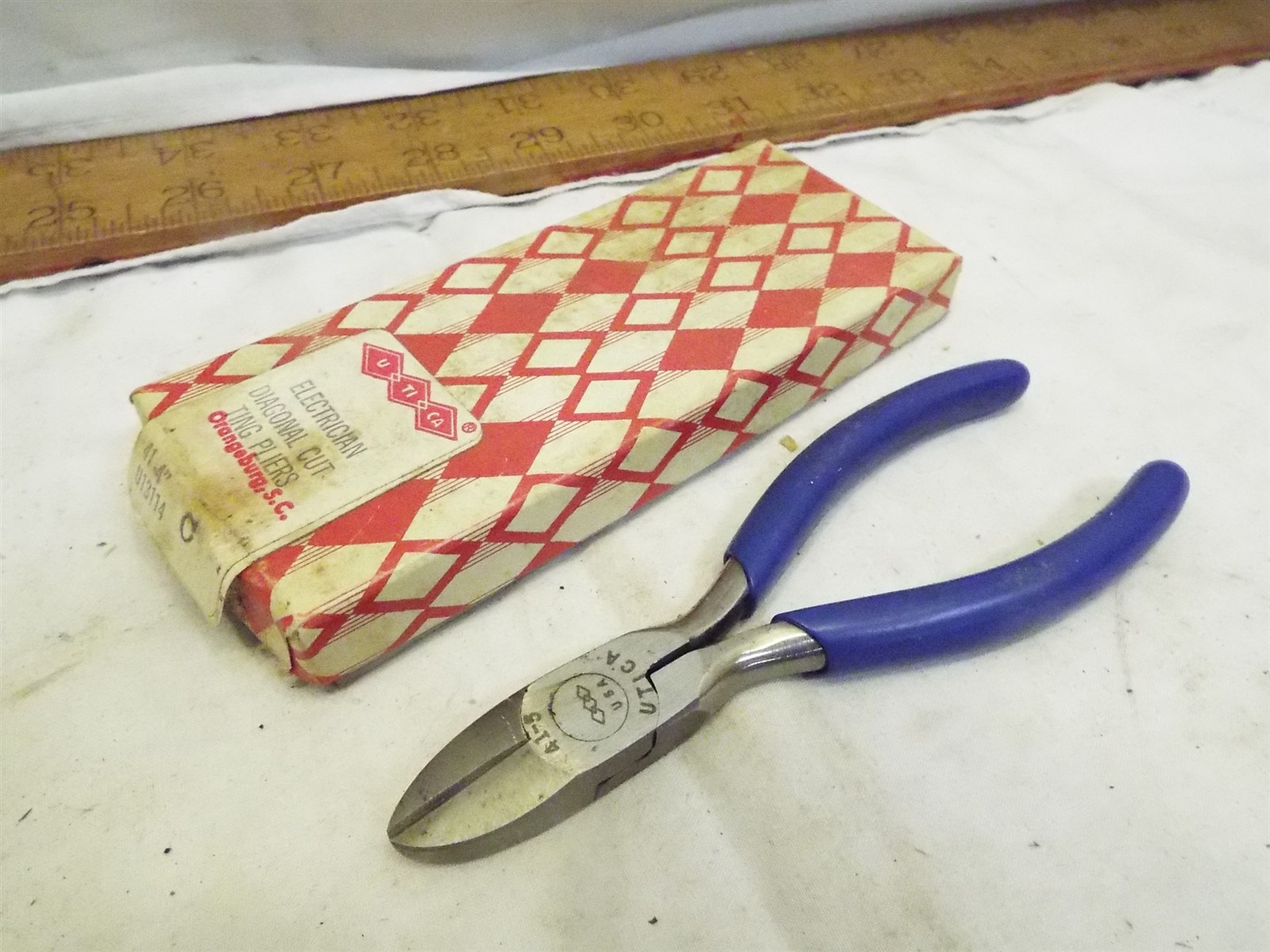 Vintage Utica 41-5 Diagonal Cutter w/Box Plastic Soft Jaw Electrician Diagonal