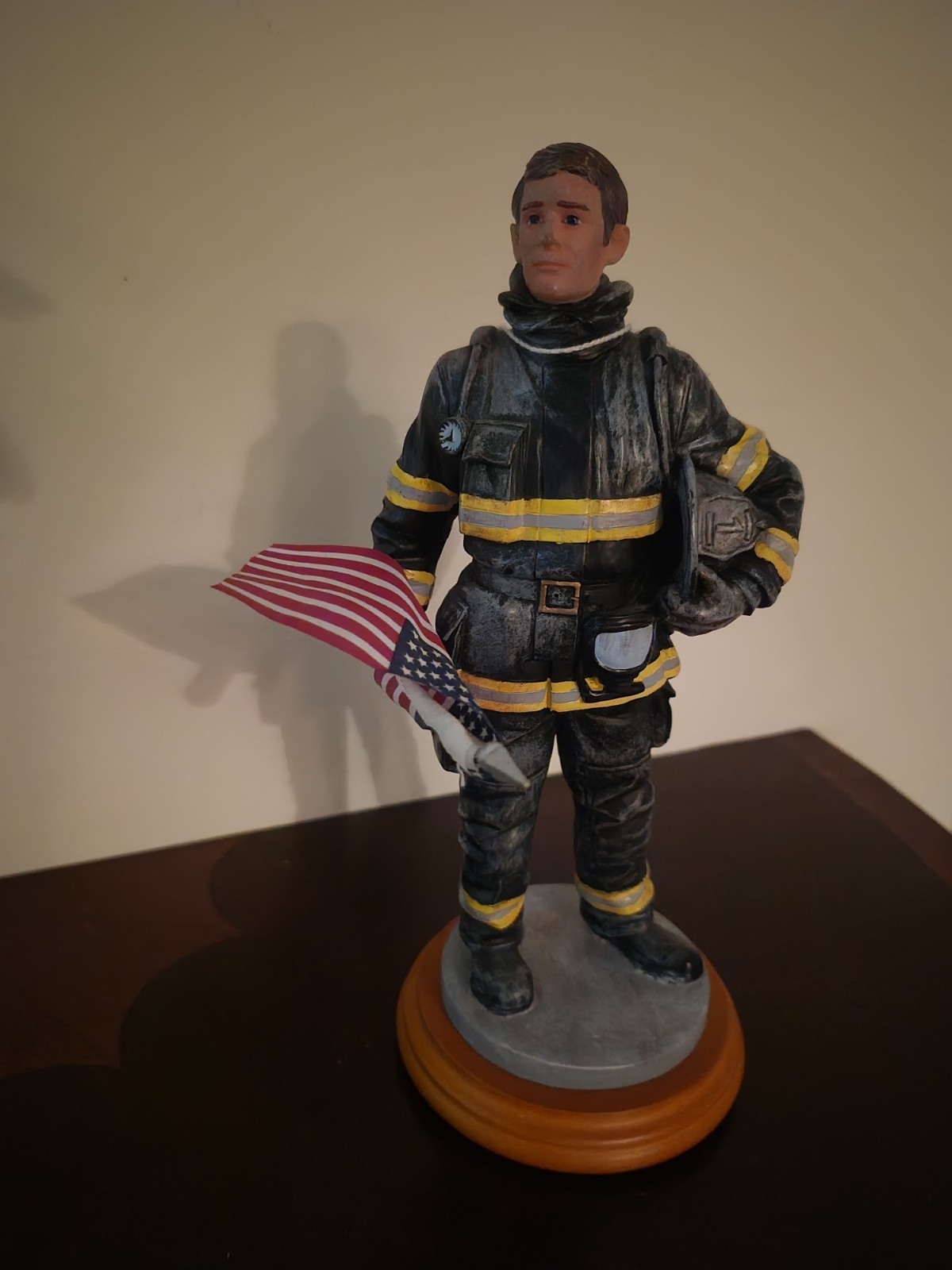 Vanmark Red Hats Of Courage Commemorative Piece WTC-9/11/01