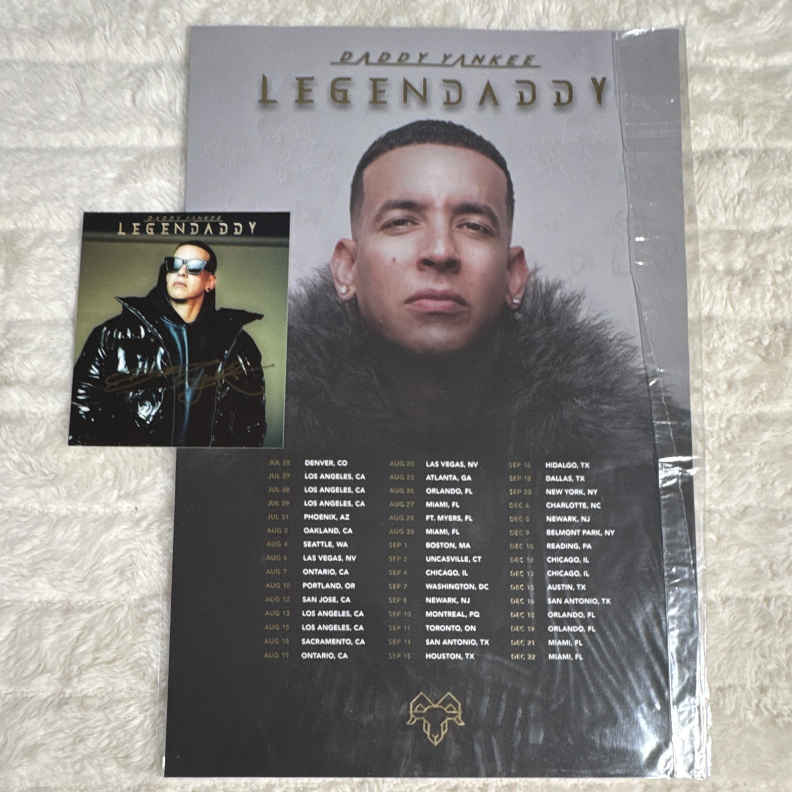 Daddy Yankee Legendaddy Signed Original Photo Print Autograph Not Authenticated
