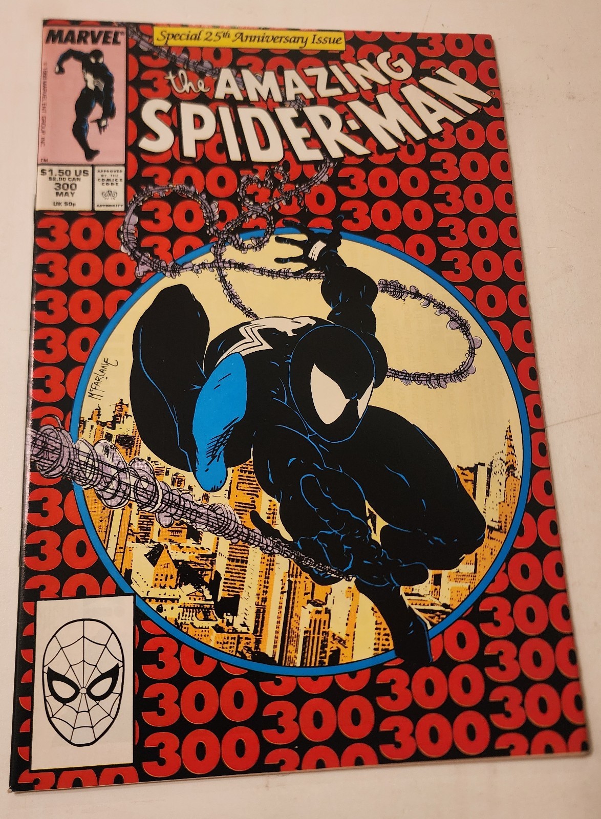 AMAZING SPIDER-MAN #300 FIRST APP VENOM MCFARLANE CLASSIC 1988 9.0/9.2