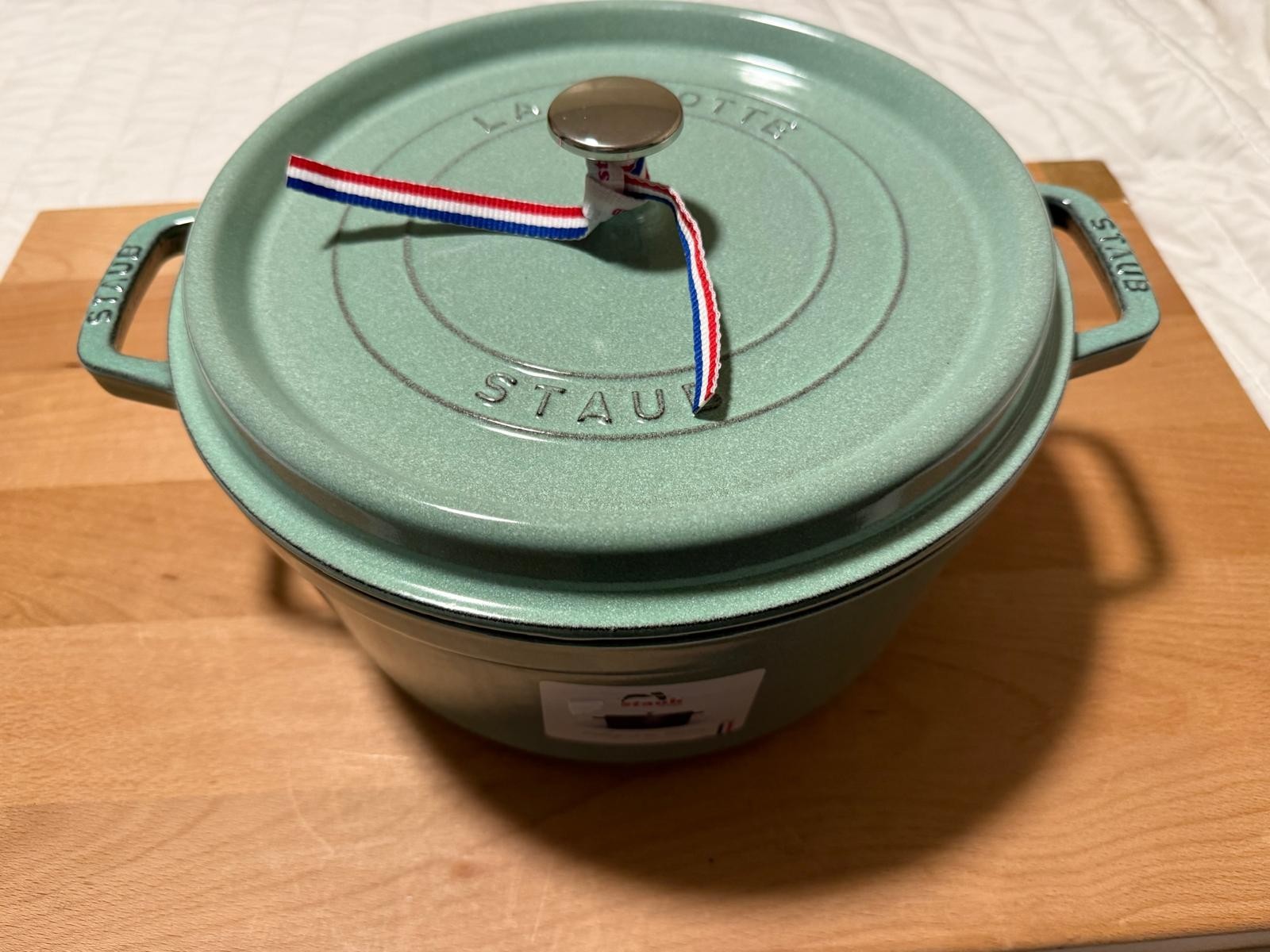 Staud Cast Iron 5 qt, Round, Dutch Oven