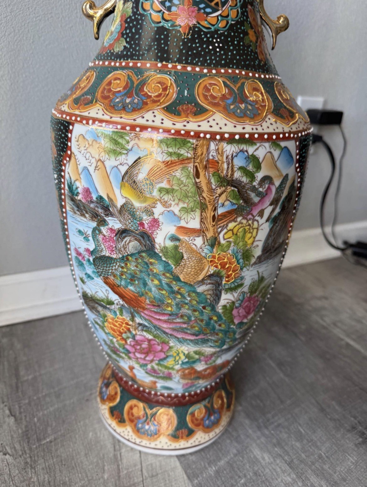Large vintage Chinese porcelain floor vase, hand painted