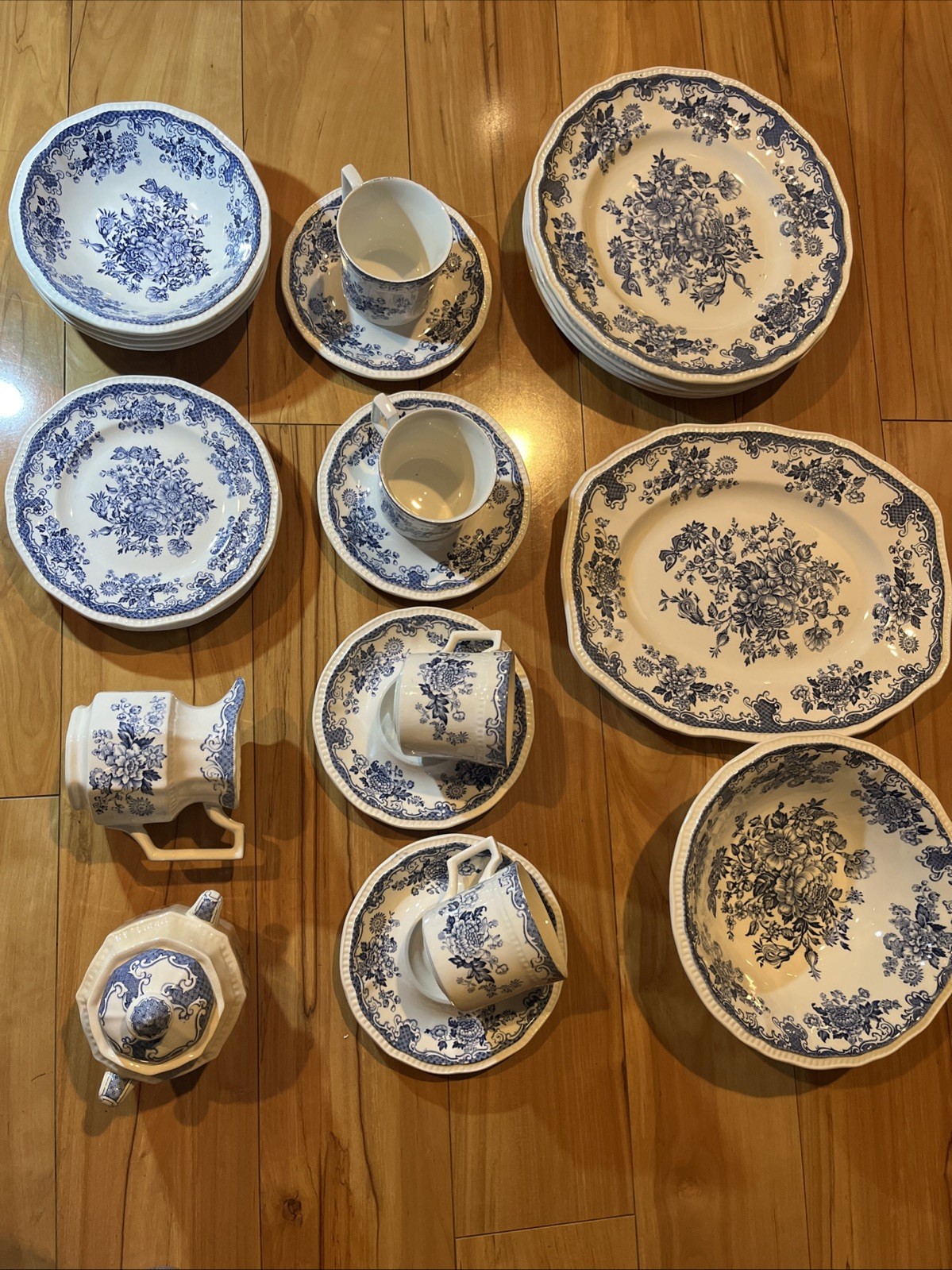 Vintage Kensington Ironstone England Balmoral 1801 21 Pc Set Service 4 Pristine