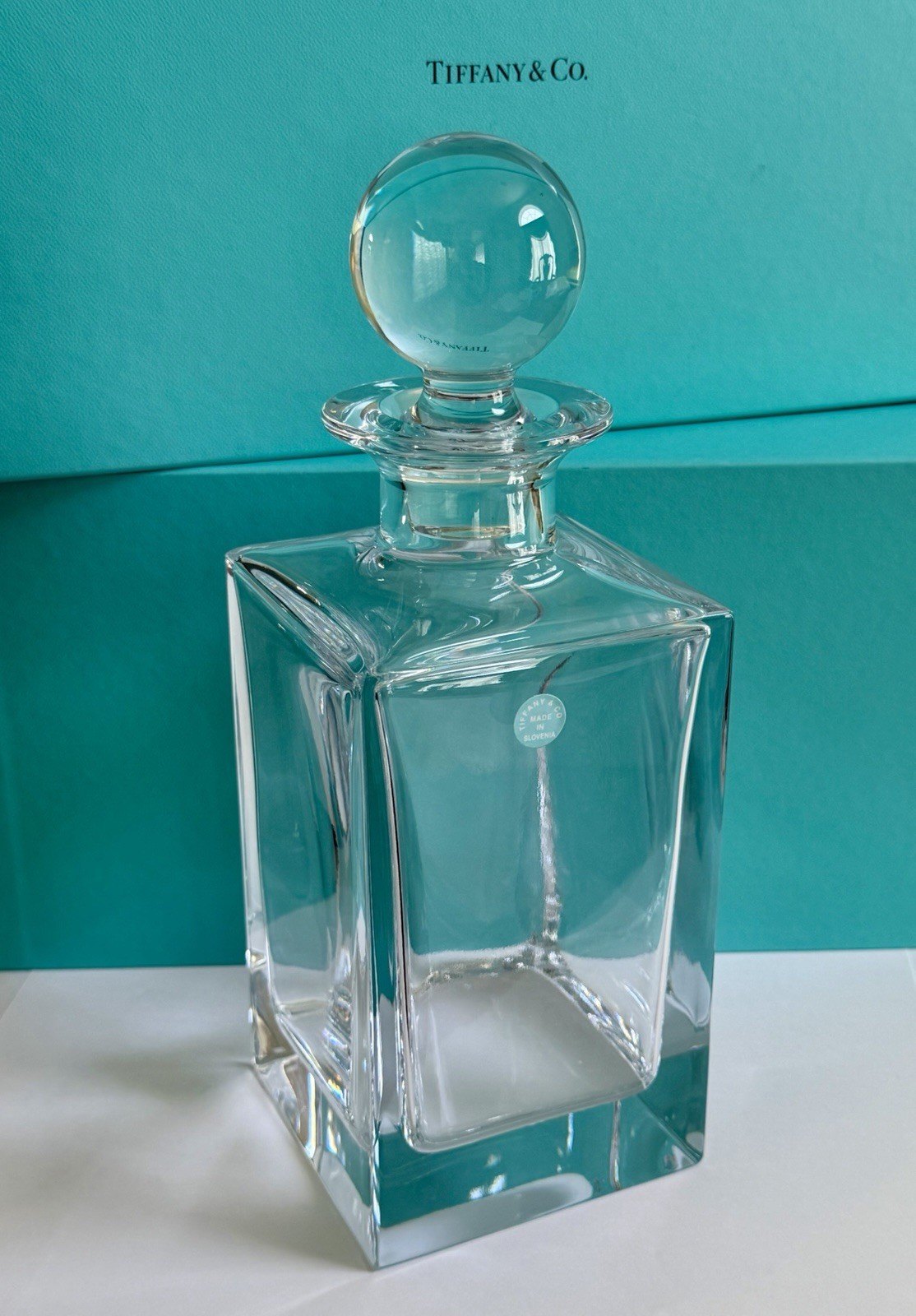 Tiffany & Co. Classic Crystal Square Whiskey Decanter Stopper Signature Box