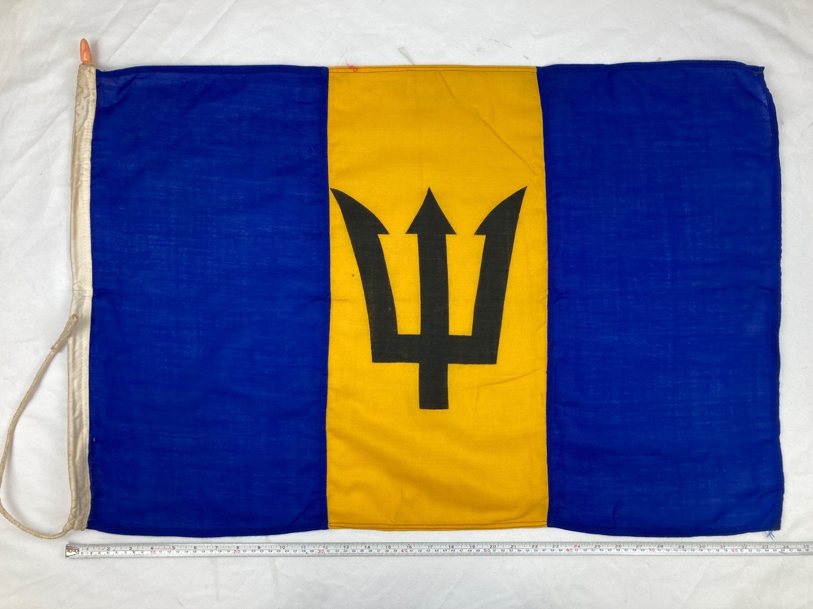 GOOD VINTAGE BARBADOS PANEL FLAG COURTESY NAUTICAL SAILING YACHT FLAG MARINE