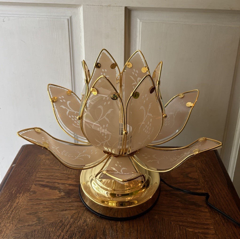 Vintage STYLED Lotus Lamp NEW in Box