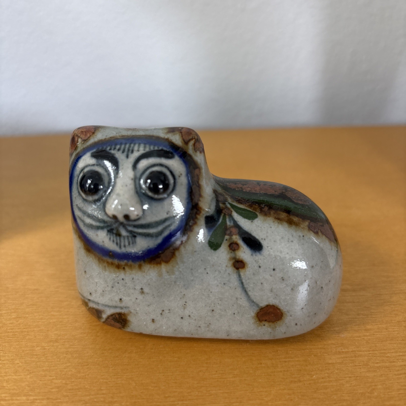 Vintage Mexican Tonala Stoneware Ceramic  Hand Painted Cat Collectible