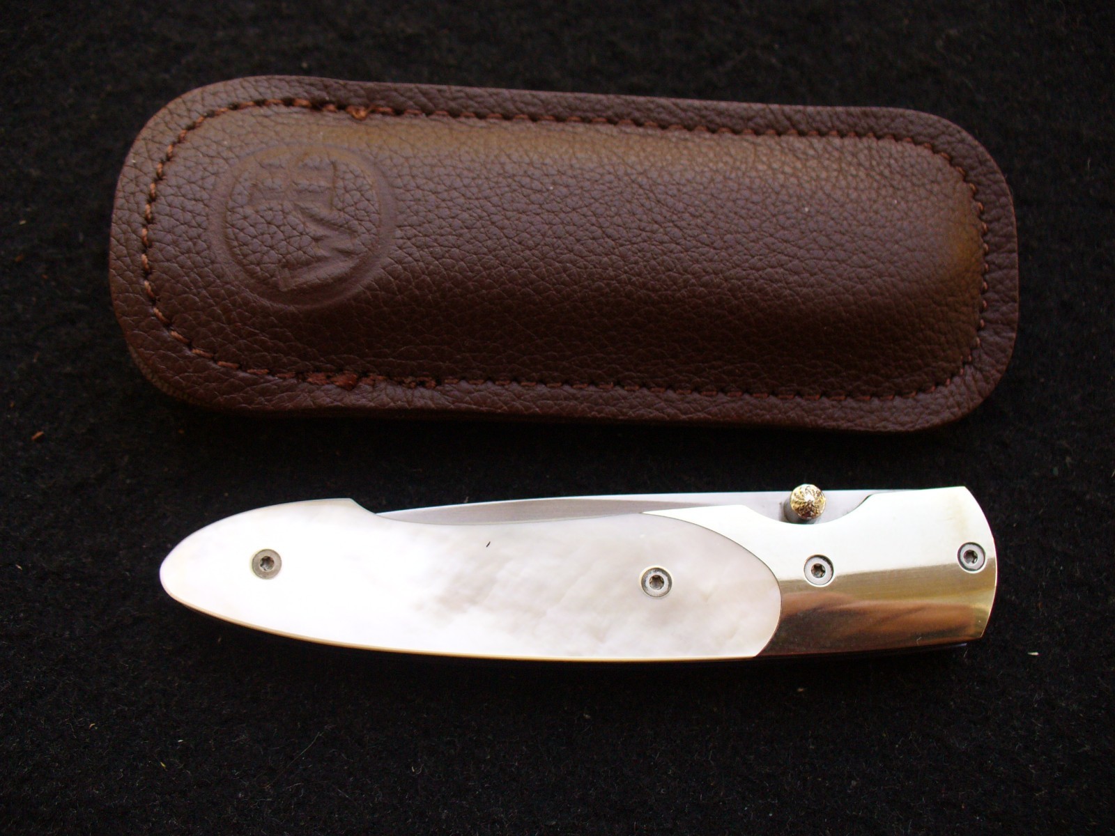 Vintage William Henry Pearl Lancet T-10 Knife Titanium Frame 1998-2005 W/Sleeve Vintage William Henry Pearl Lancet T-10 Knife Titanium Frame 1998-2005 W/Sleeve