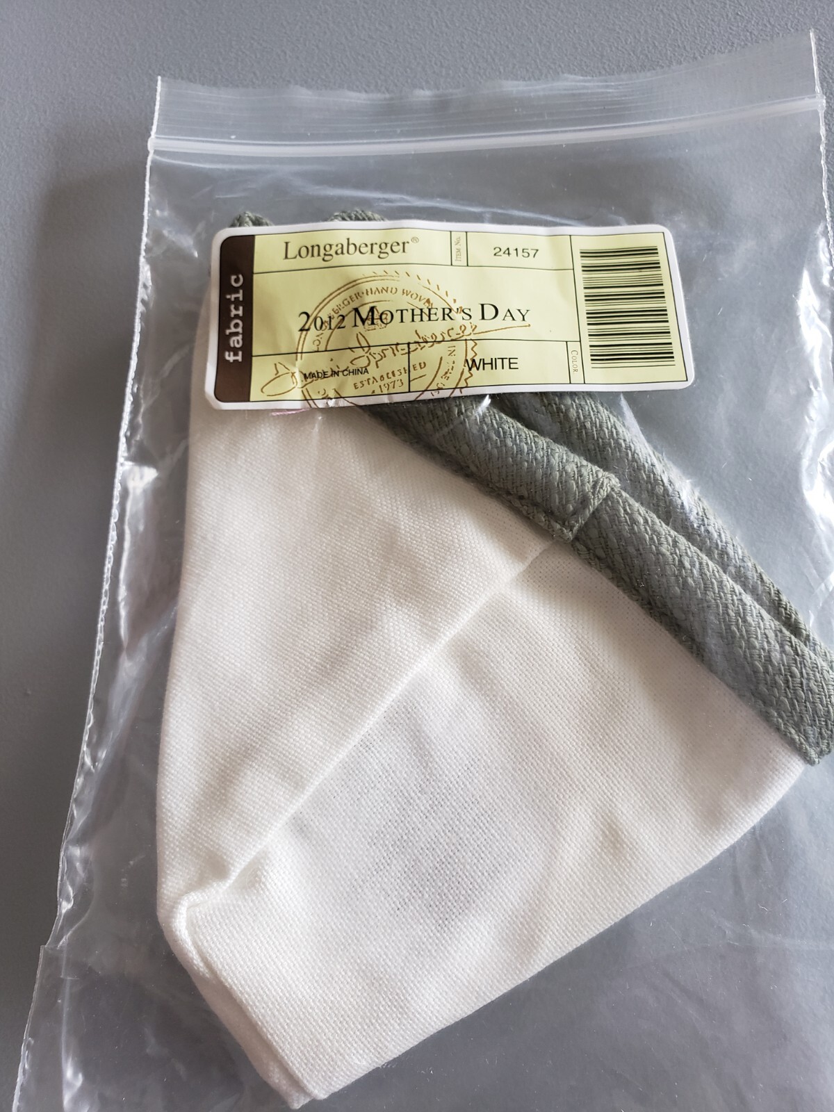 Longaberger 2012 Mothers Day..Basket Liner..Nip.LOOK 