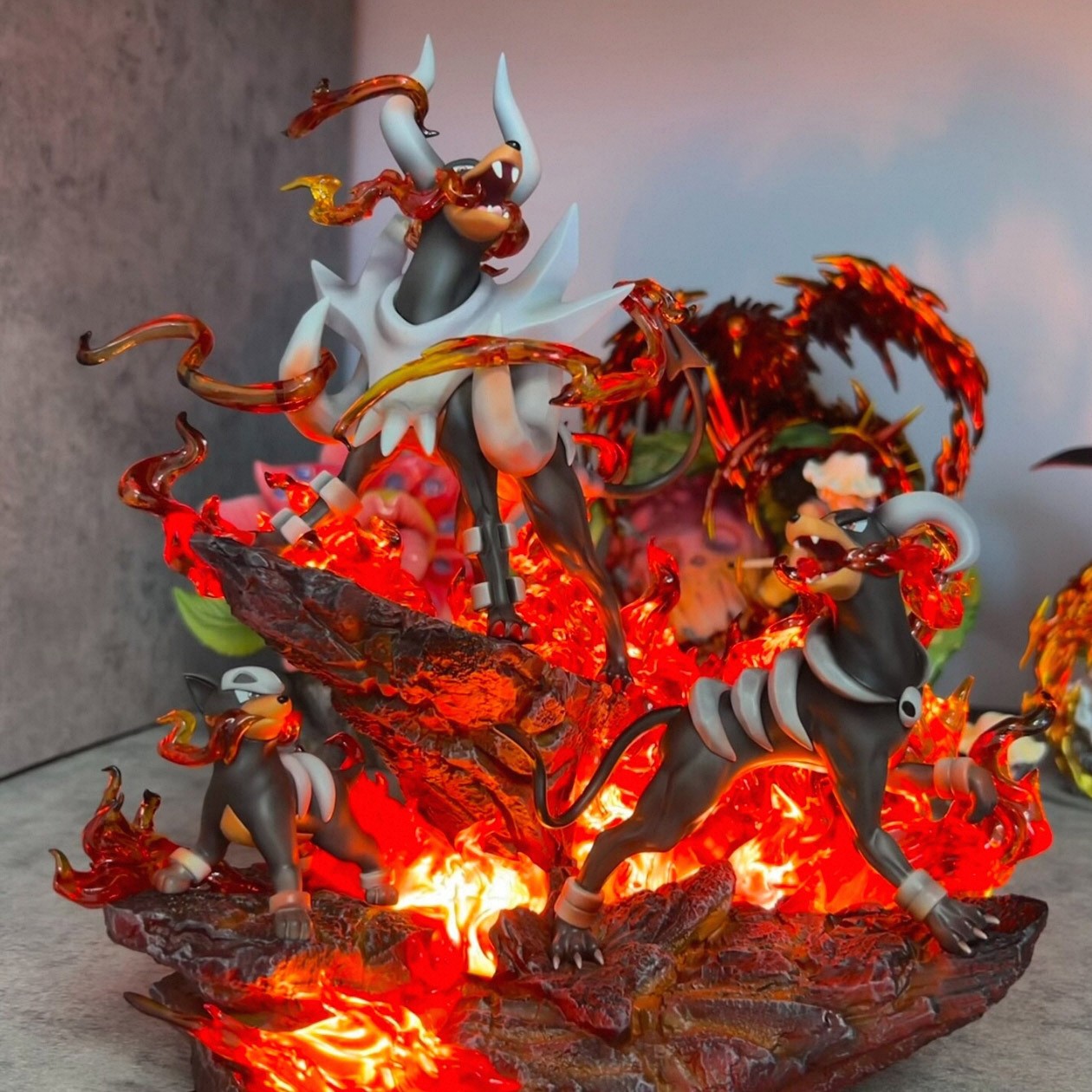 Houndoom Family Fantasy Studio Resin Statue Model Collections 25cm