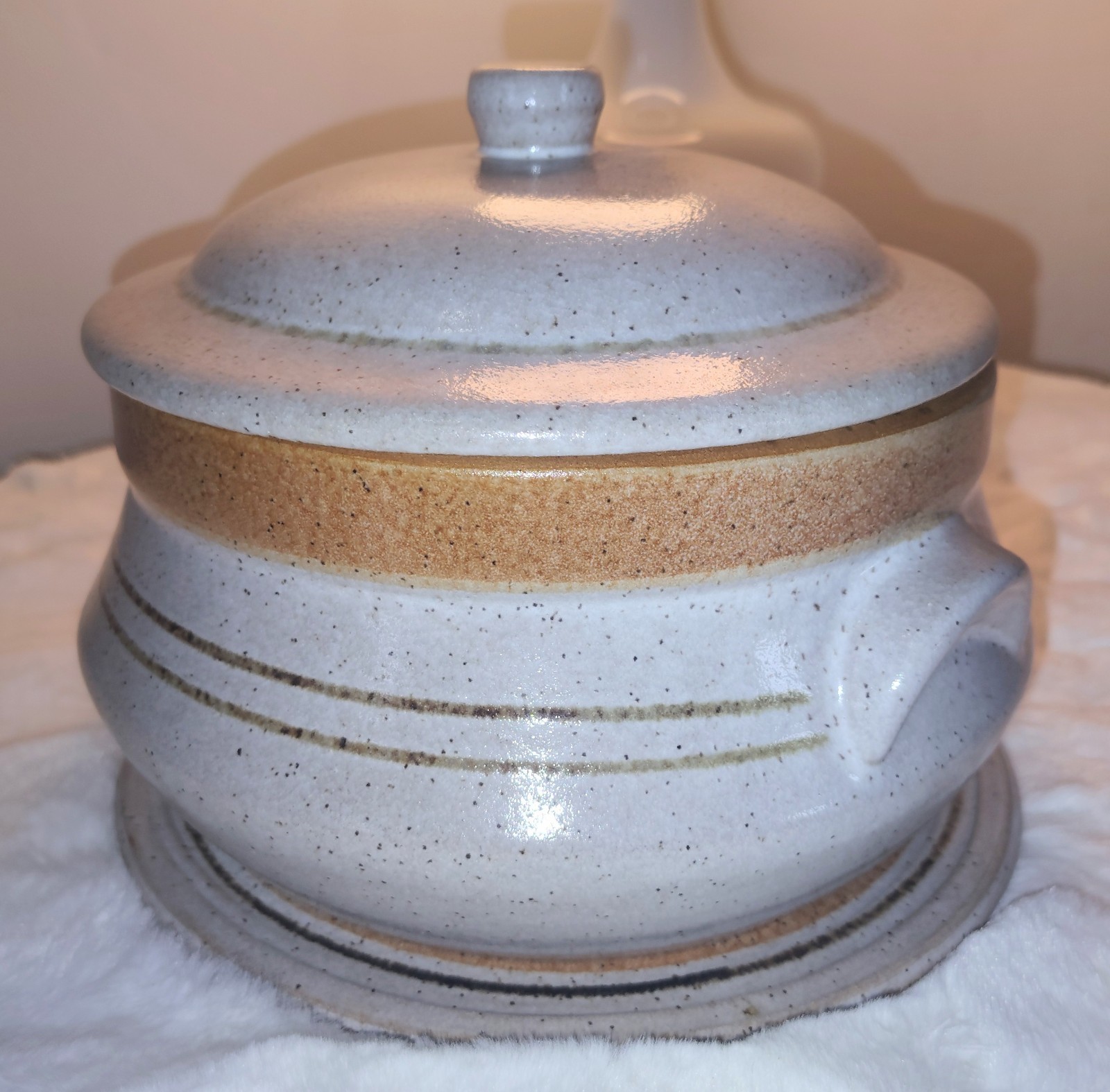 Pottery Craft 4 Quart Covered Casserole Crock USA Natural Brown W/Matching Plate