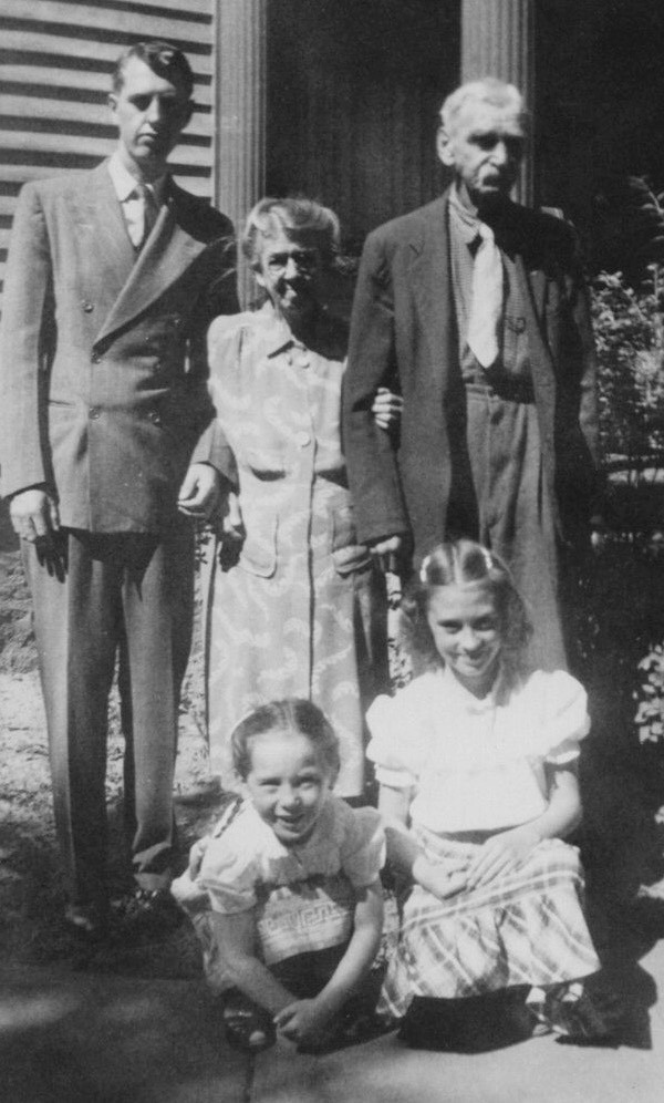 1930s Family Portrait Grandparents Elderly Couple Man Girls Three Generations
