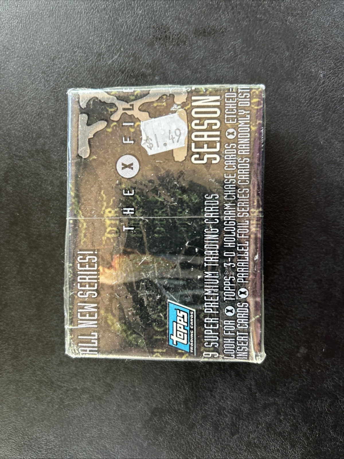 Topps 1996 X-Files Season Two - Complete 72 Card Base Set plus a sealed pack Topps 1996 X-Files Season Two - Complete 72 Card Base Set plus a sealed pack