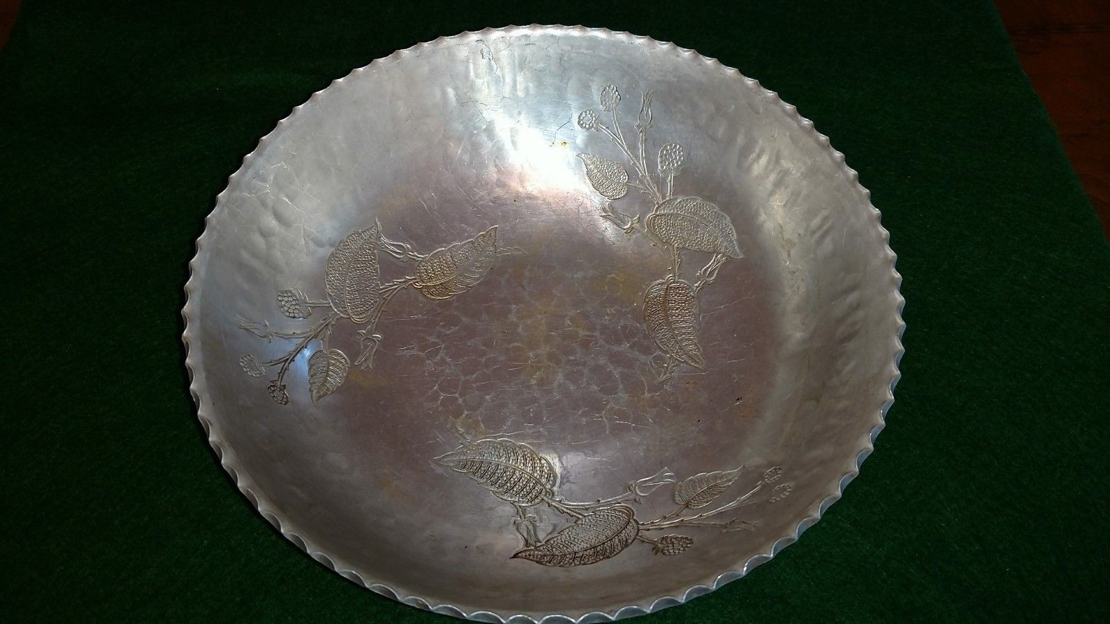 Vintage Farmhouse Aluminum Bowl Farberware Wrought 10\