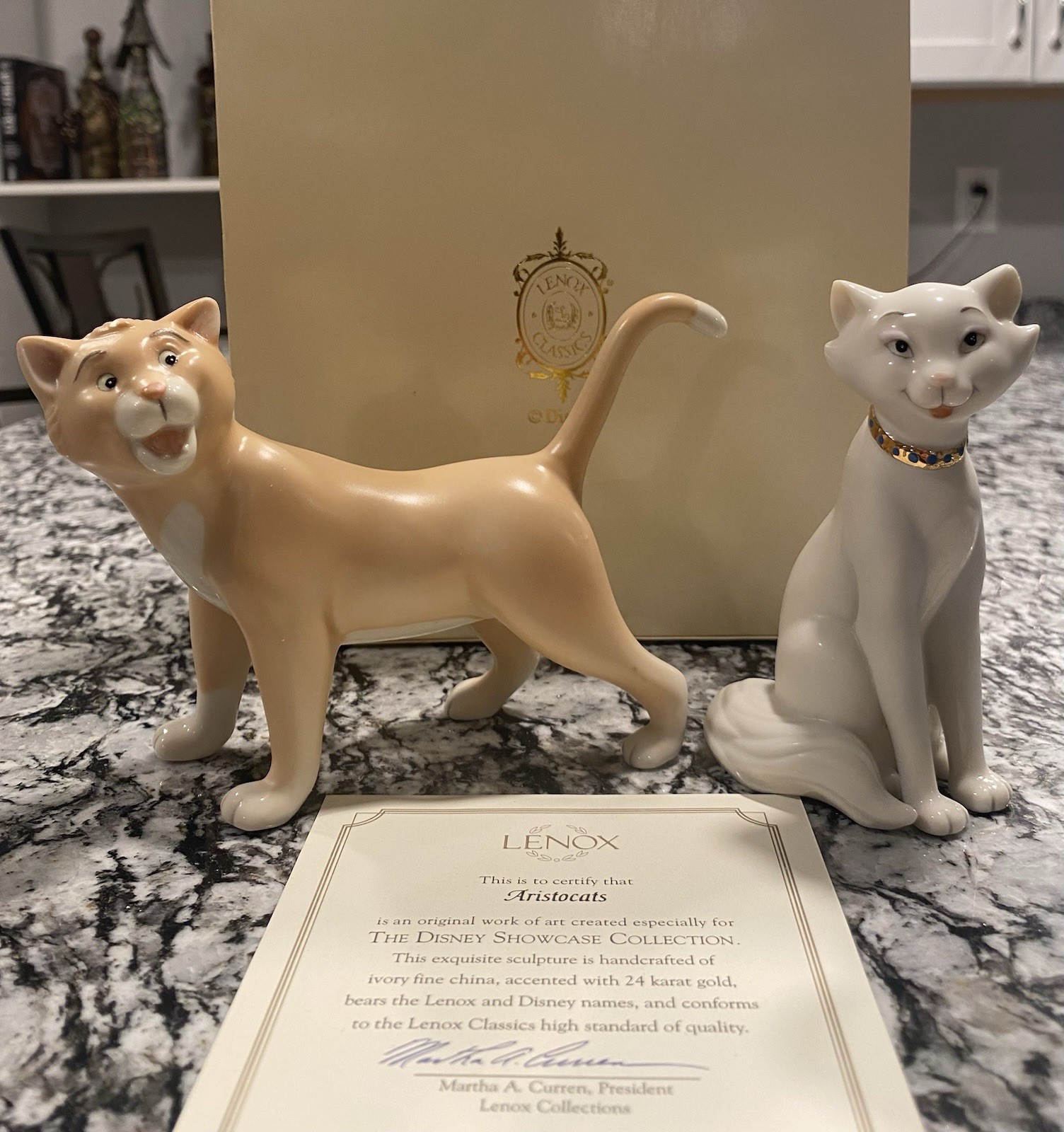 🔴🔵Lenox Disney Aristocats, Showcase Figurines 24k Gold Accents & Certificate 🔴🔵Lenox Disney Aristocats, Showcase Figurines 24k Gold Accents & Certificate