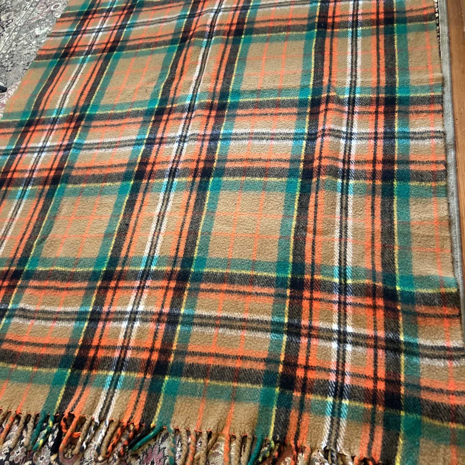 Vintage 1970s Maycraft MCM Blanket 66”x46”Lg Throw Fringe Plaid WARM HEAVY