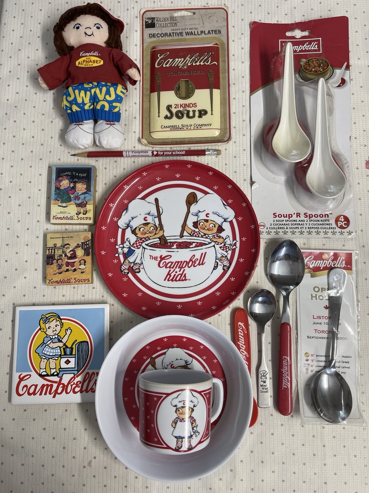 Vintage Campbell\'s Soup Mixed Collectible Box Lot Vintage Campbell\'s Soup Mixed Collectible Box Lot