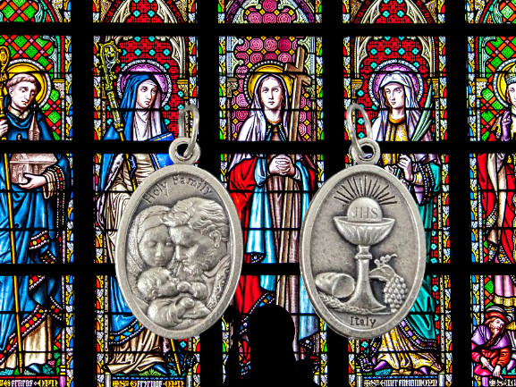 Dove of Peace/Holy Chalice Medal - Symbol of Peace - 30\