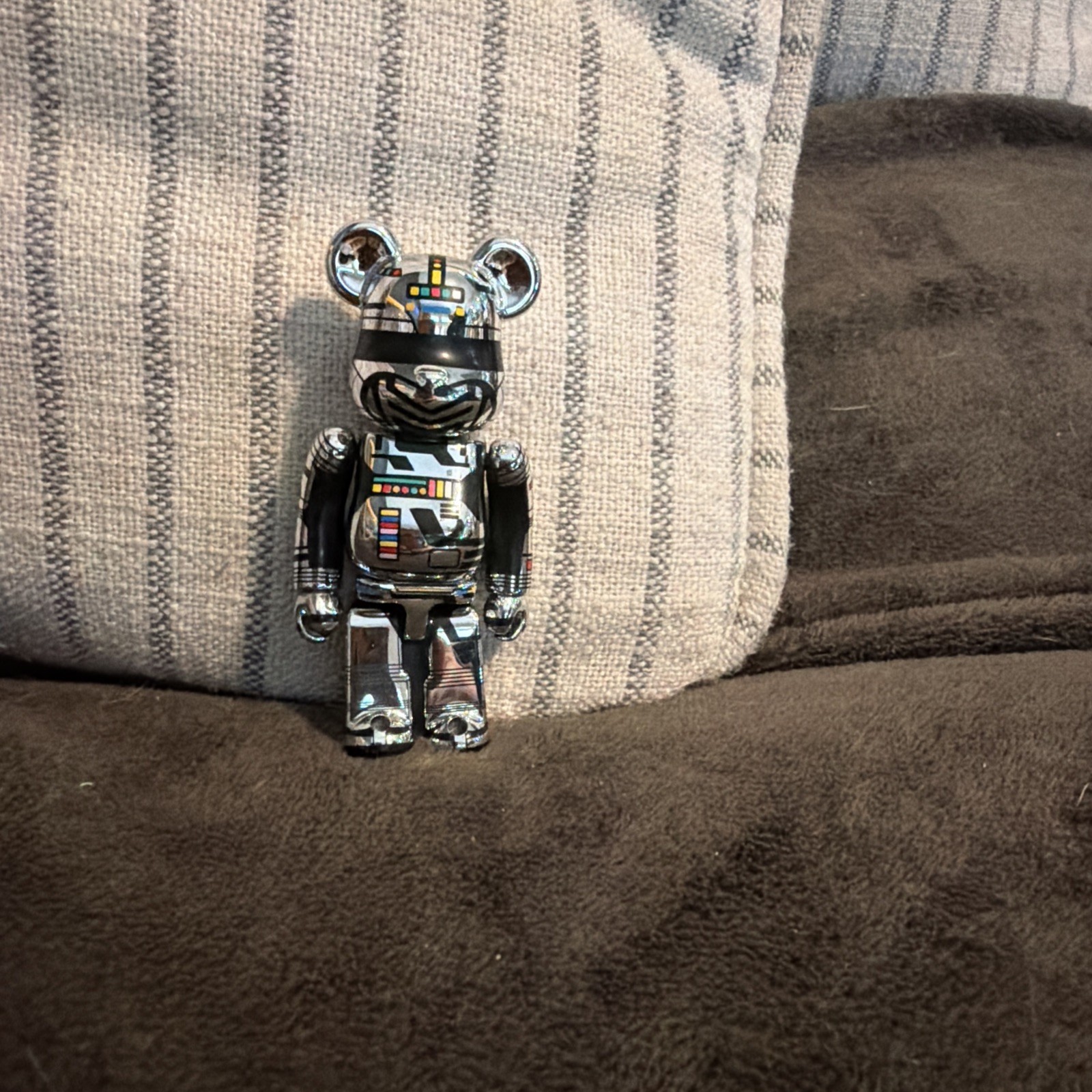 Bearbrick 100% BE@RBRICK Medicom Toy Robot Chrome New