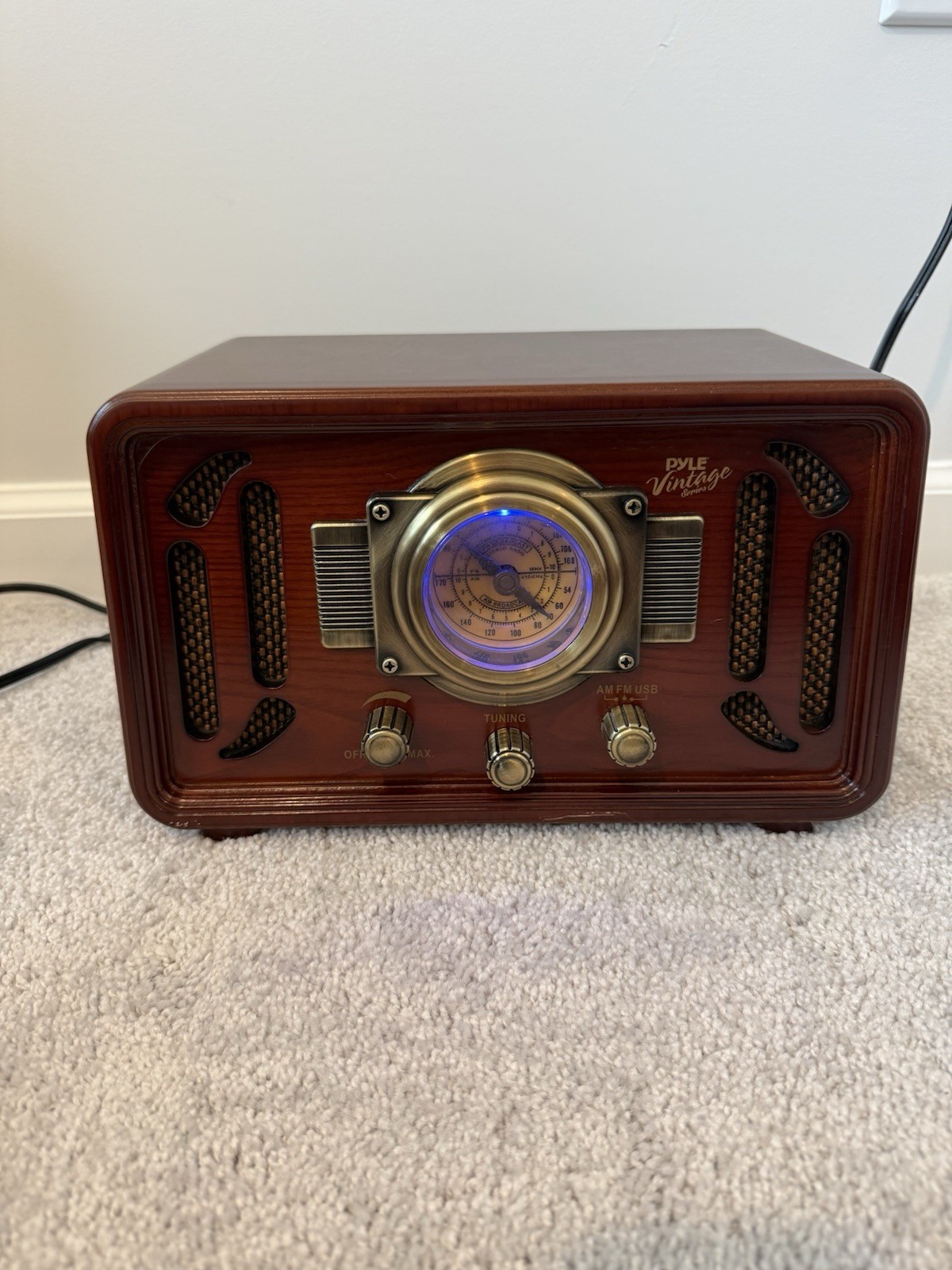 Pyle Retro Bluetooth Radio Speaker - Vintage Style, Wood, USB/SD, AM/FM Tuner