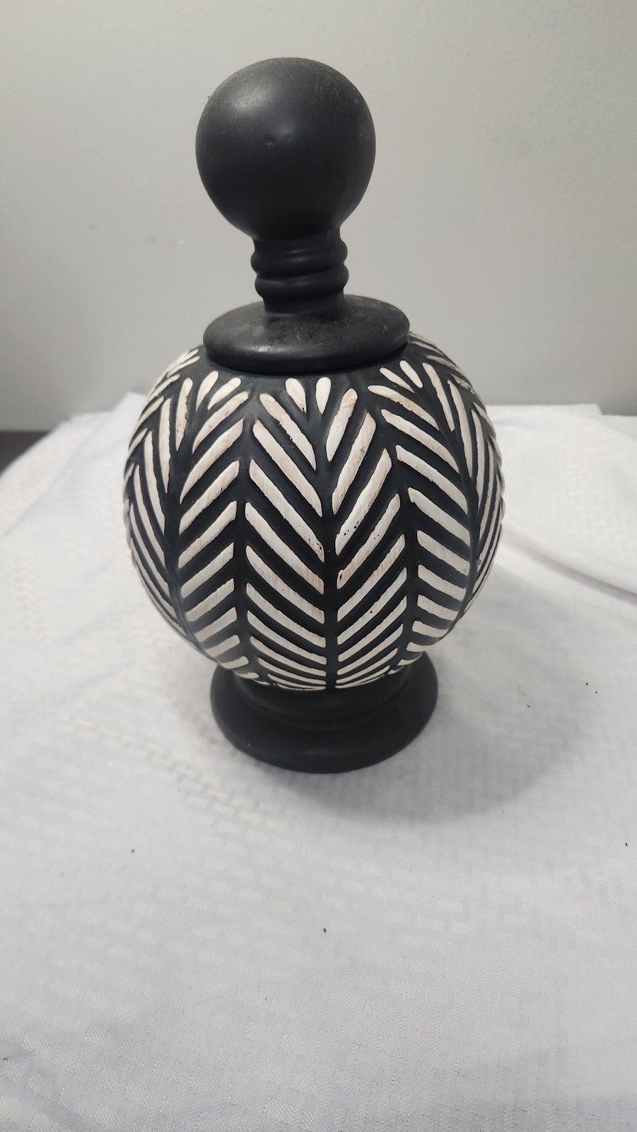 Hobby Lobby Black and White Carved Pattern Ceramic Decorative Jar with Lid