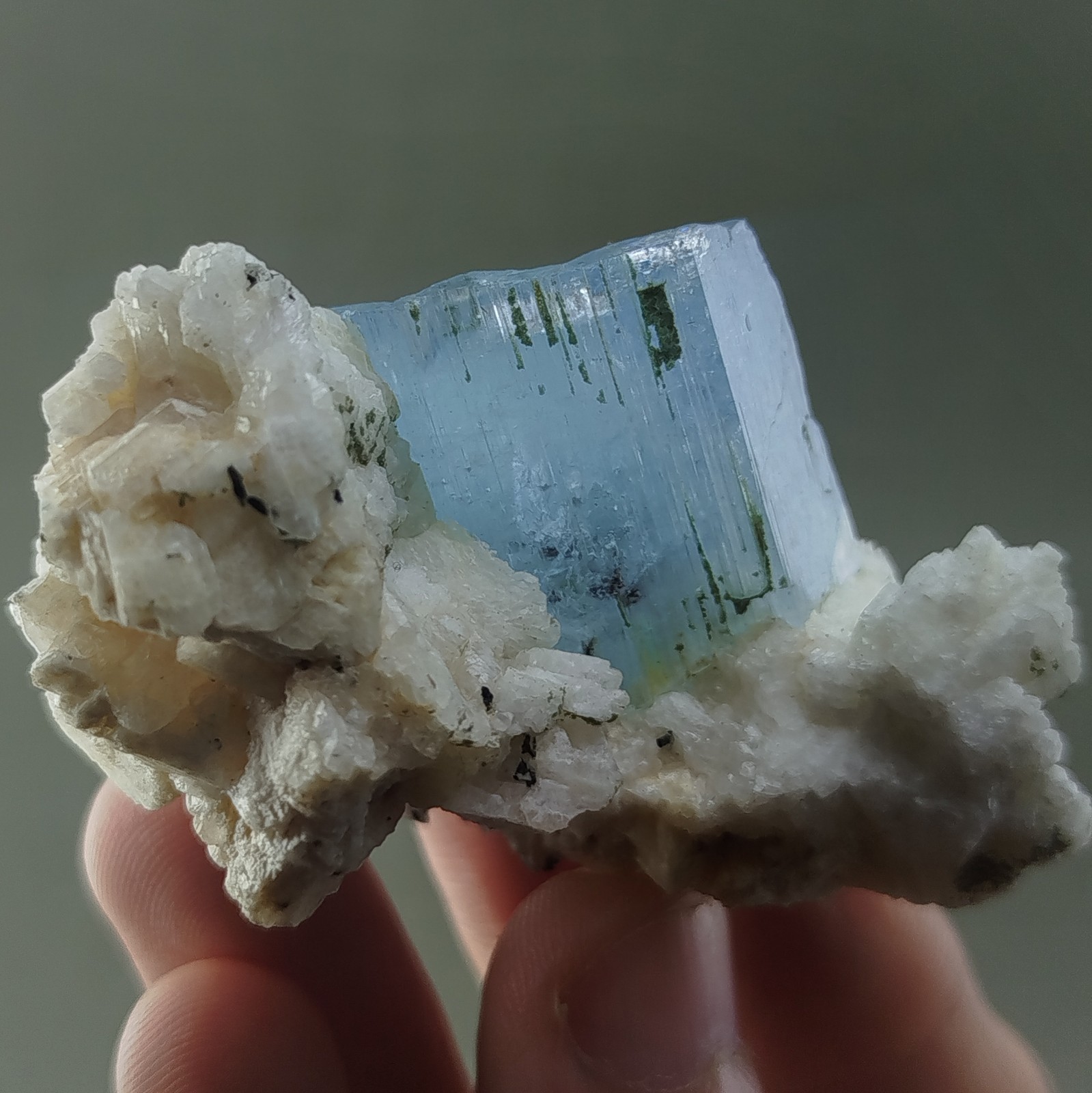 69g Natural Aquamarine On Matrix Crystal Mineral Specimen From Skardu Pakistan 
