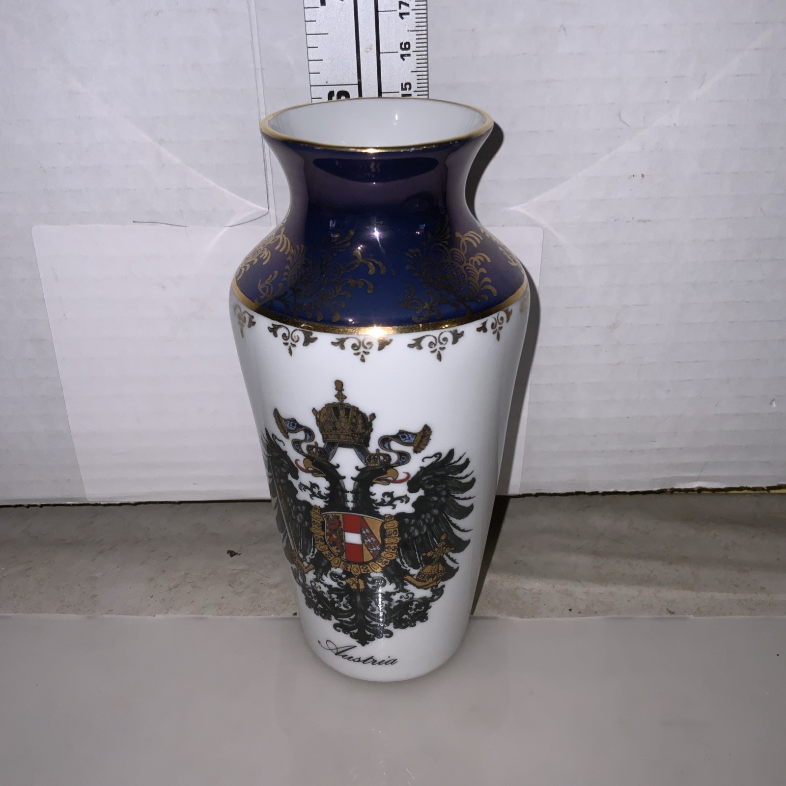 Vintage Vienna Austria Hassenpflug Porcelain Vase Imperial Eagle Gold 6\