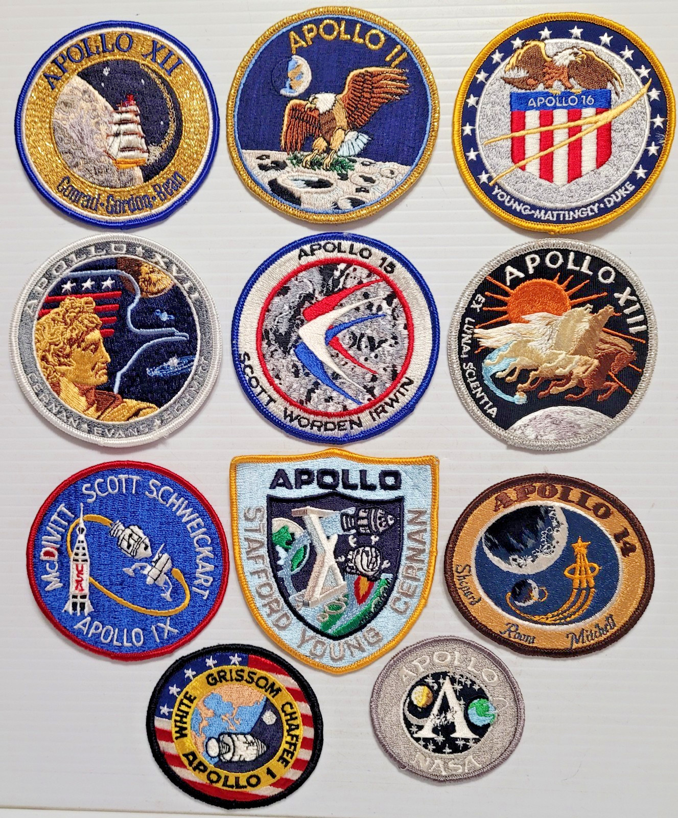 VINTAGE NASA APOLLO PATCH LOT VINTAGE NASA APOLLO PATCH LOT