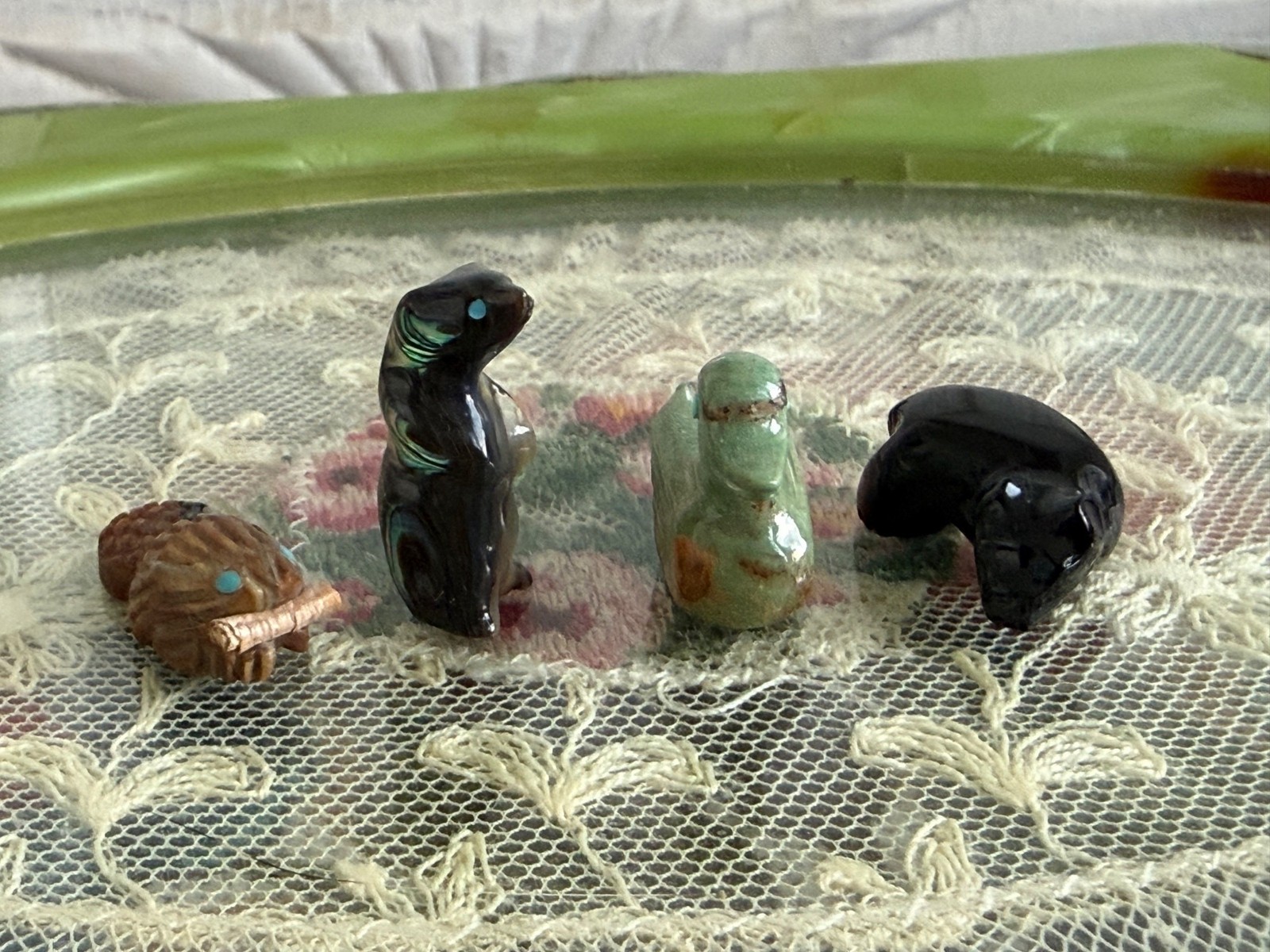 Vintage 60s Lot 4 Zuni Fetish Animals Duck,Beaver, Weasel, Bear/Jet Turquoise Vintage 60s Lot 4 Zuni Fetish Animals Duck,Beaver, Weasel, Bear/Jet Turquoise