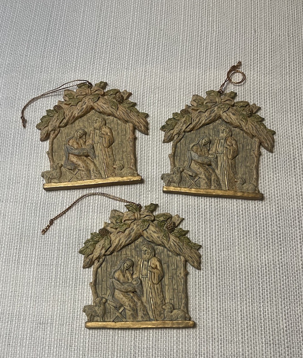 Lot of 3 Vintage Nativity Scene Hanging Christmas Ornaments Gold/Green Taiwan