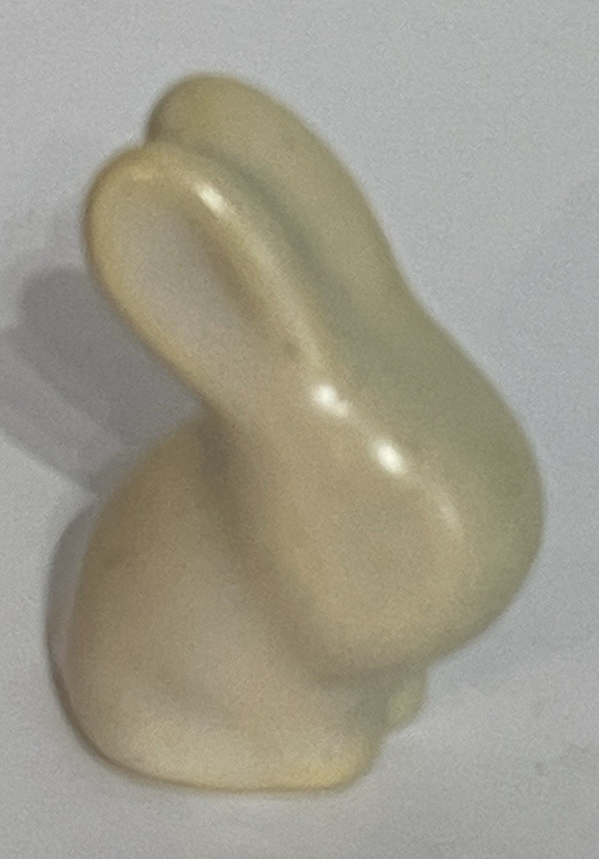 RARE W H GOSS MINIATURE 4.2cm CREAM CERAMIC BUNNY RABBIT FIGURE MADE IN ENGLAND RARE W H GOSS MINIATURE 4.2cm CREAM CERAMIC BUNNY RABBIT FIGURE MADE IN ENGLAND