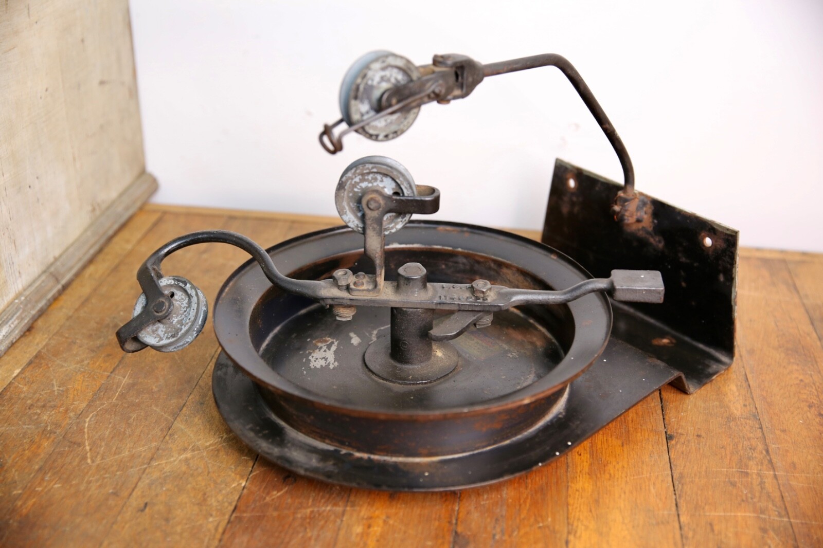 Vintage industrial pulley light lamp arm Packard GM motors Cord Winder antique 