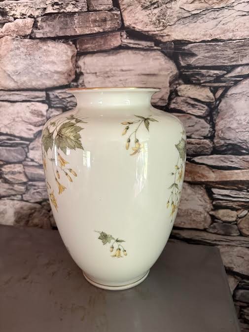 Vintage K&A Krautheim Selb Bavaria Germany Porcelain Floral Vase