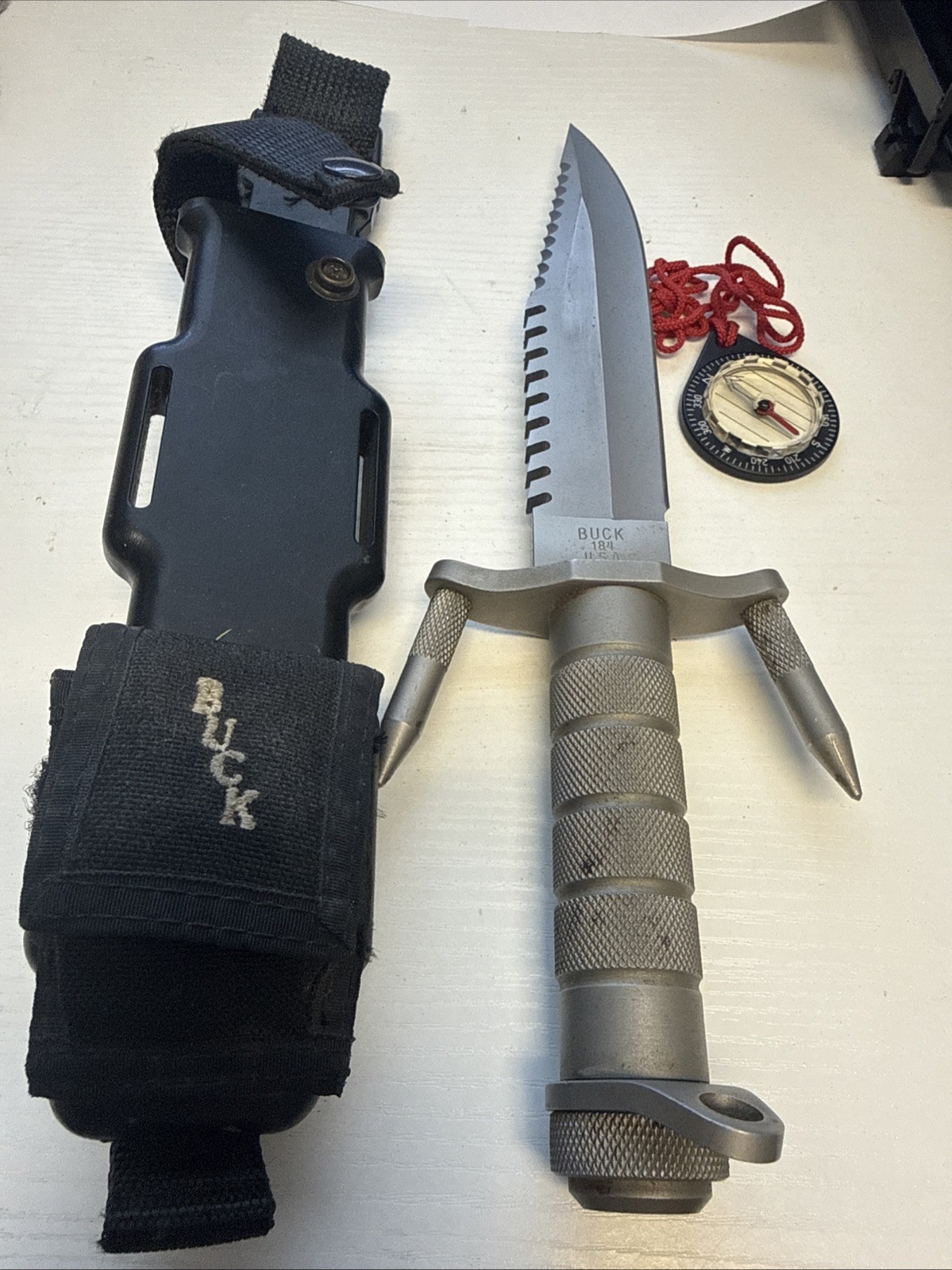 Vintage Buck 184 BuckMaster Survival Knife Complete Silva Compass Pat Pend USA
