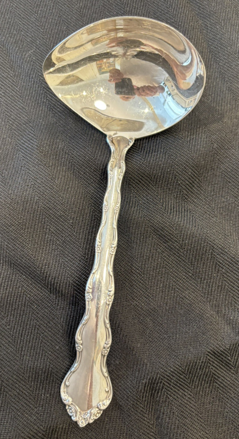 Reed & Barton Tara Pattern Solid Gravy Ladle Sterling Silver