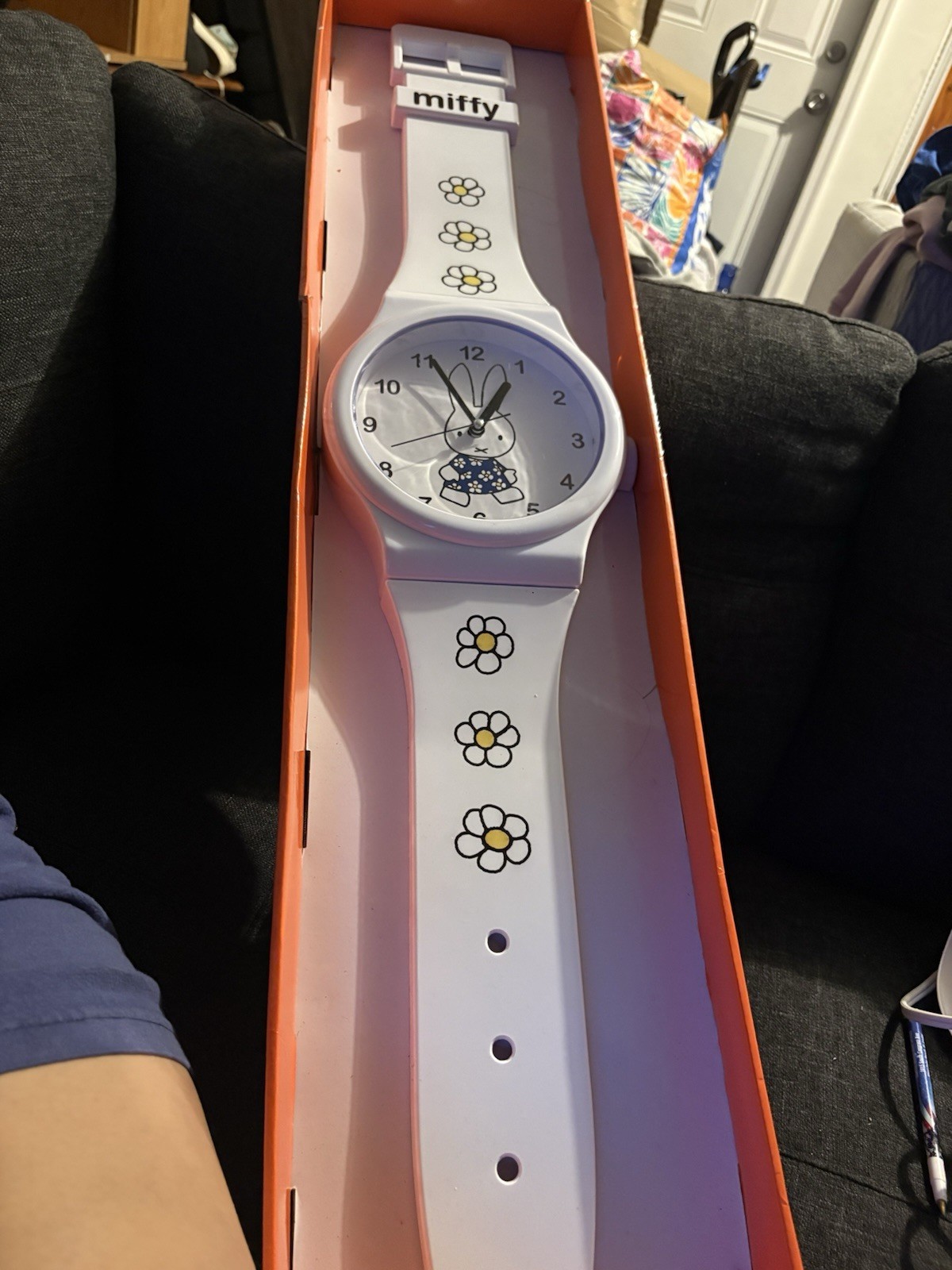 Miffy White Wristwatch w/ Daisy Flower Strap, Miffy Character Dial, Boxed