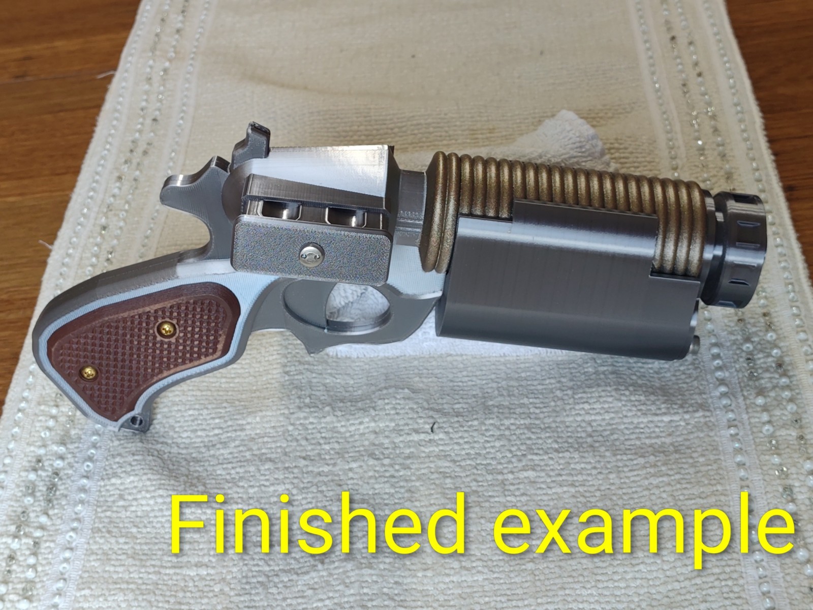 Replica Bryar Pistol Kyle Katarn Dark Forces 2 Jedi Knight DIY Kit Replica Bryar Pistol Kyle Katarn Dark Forces 2 Jedi Knight DIY Kit