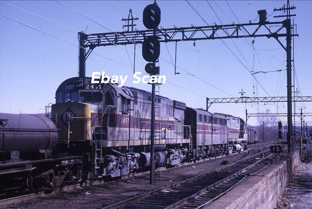 Original 35mm Kodachrome Slide EL Erie Lackawanna Railroad Train 2457 1966
