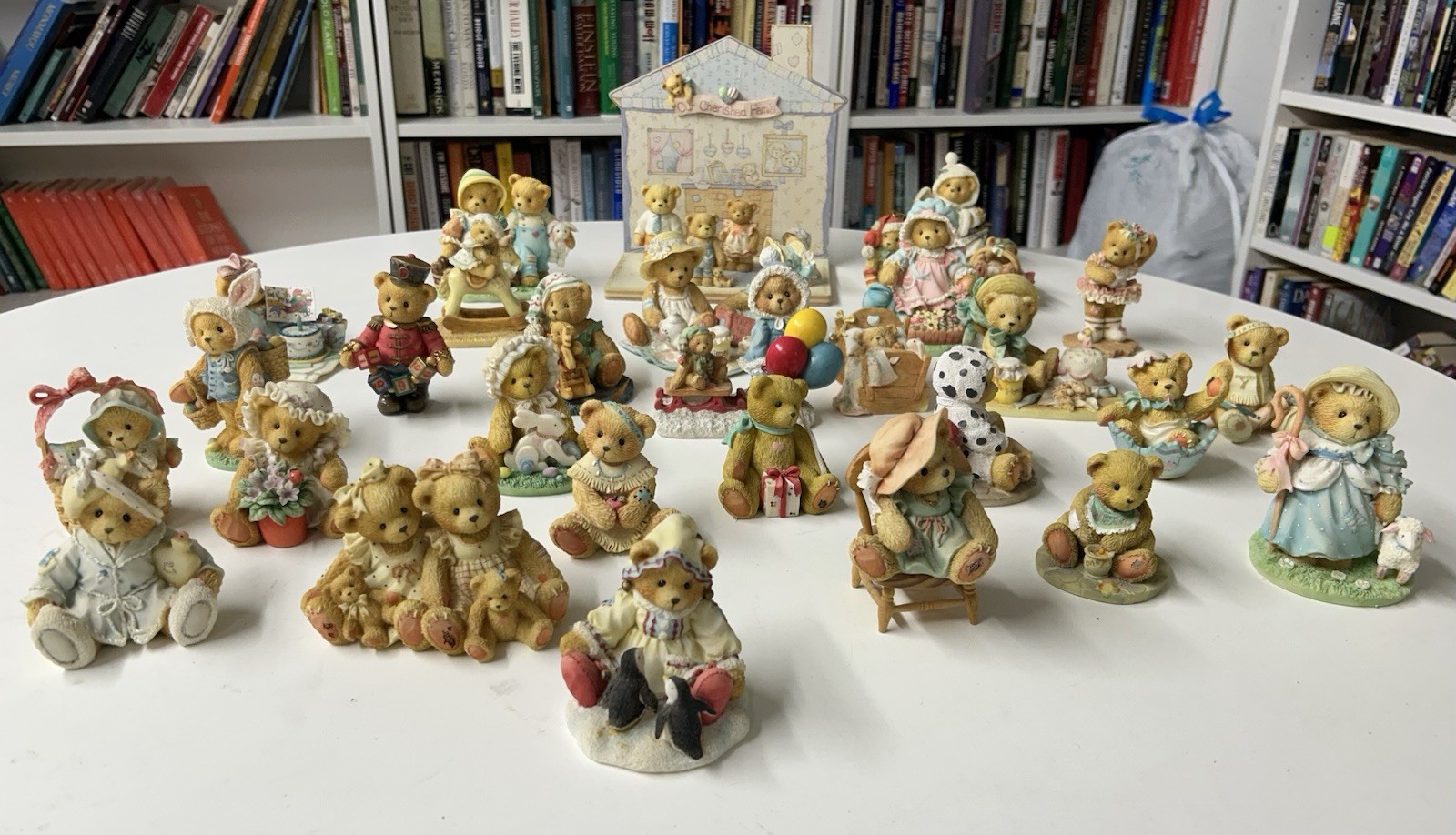 Cherished Teddies, Lot of 31 Pieces with their  Boxes - Only Local Pickup