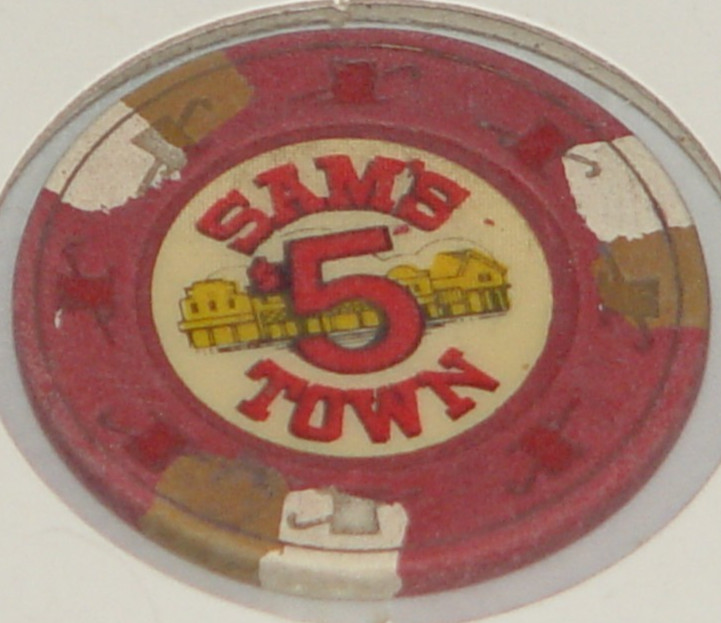 Vintage 1985 Sam\'s Town Las Vegas $5 Casino Chip Red Hotel Design