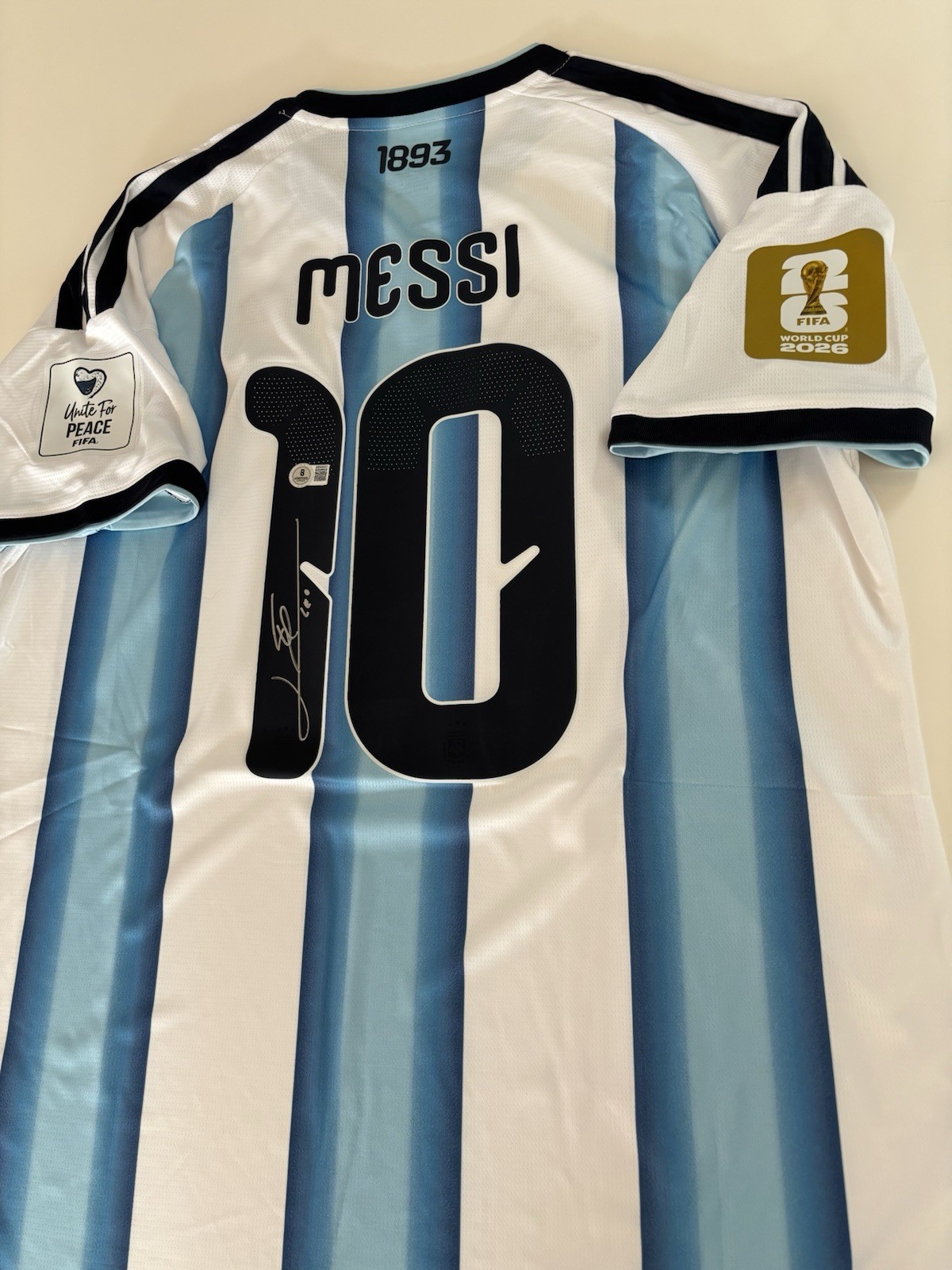 🔥⚽️ Lionel Messi, Hand Signed 2026 Argentina Home Jersey Beckett COA ⚽️🔥