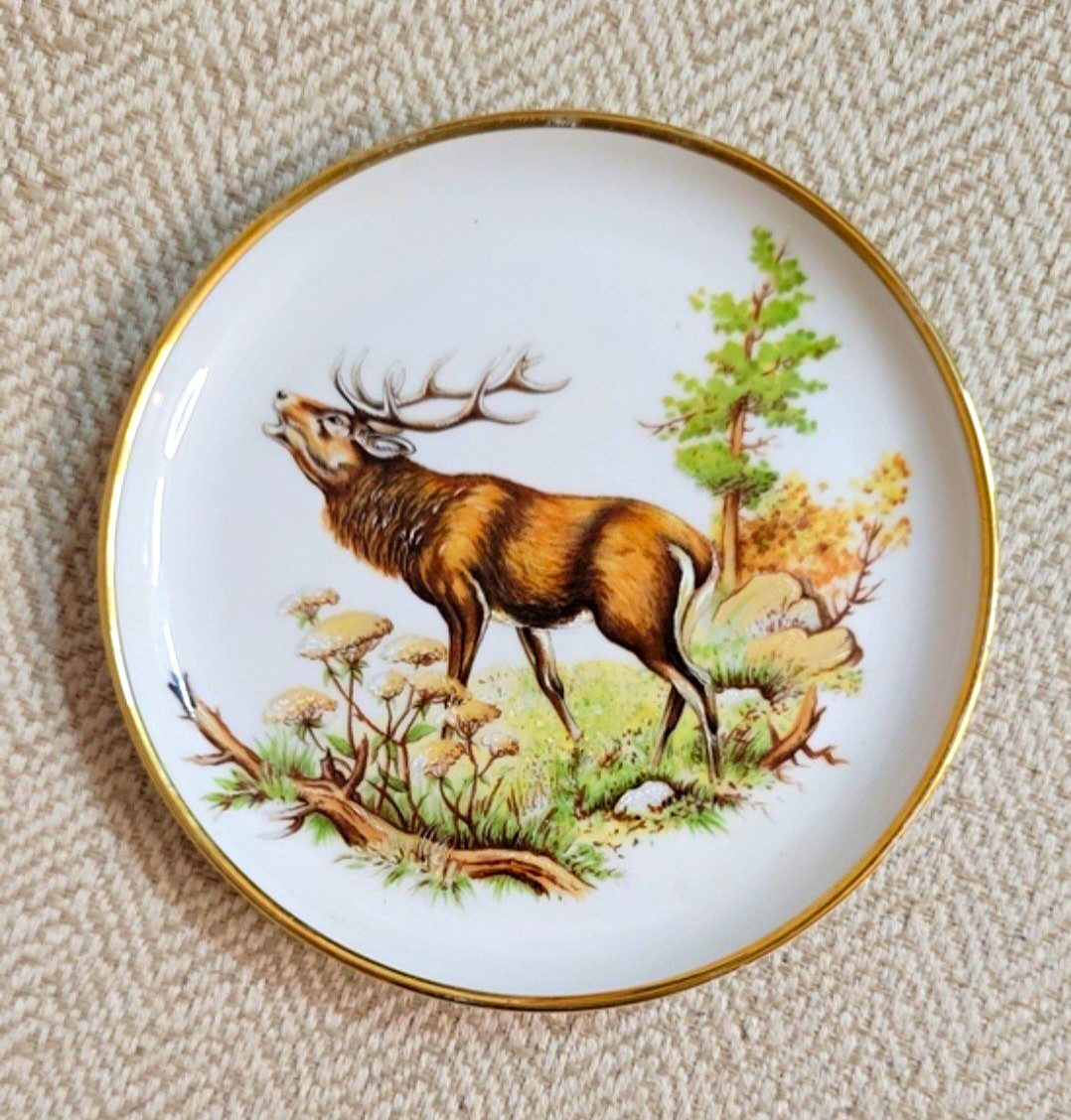 Kaiser Germany Porcelain Elk Wildlife Scene Plate Gold Rim 4 in Round