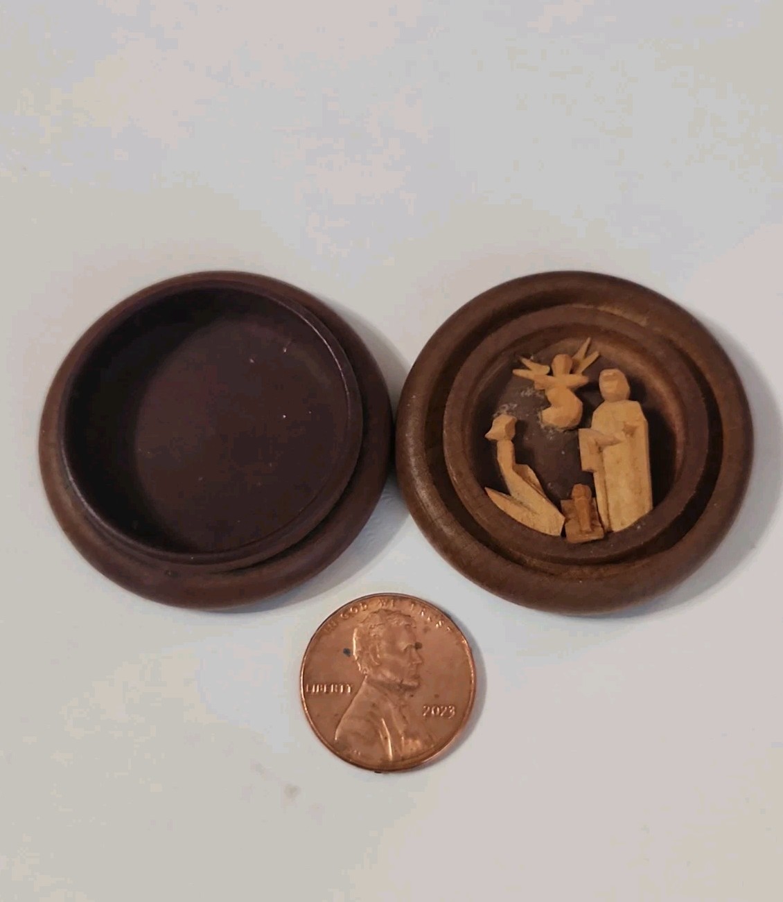 Vintage MCM Oberammergau Carved Wood Religious Trinket Box Miniature Nativity 