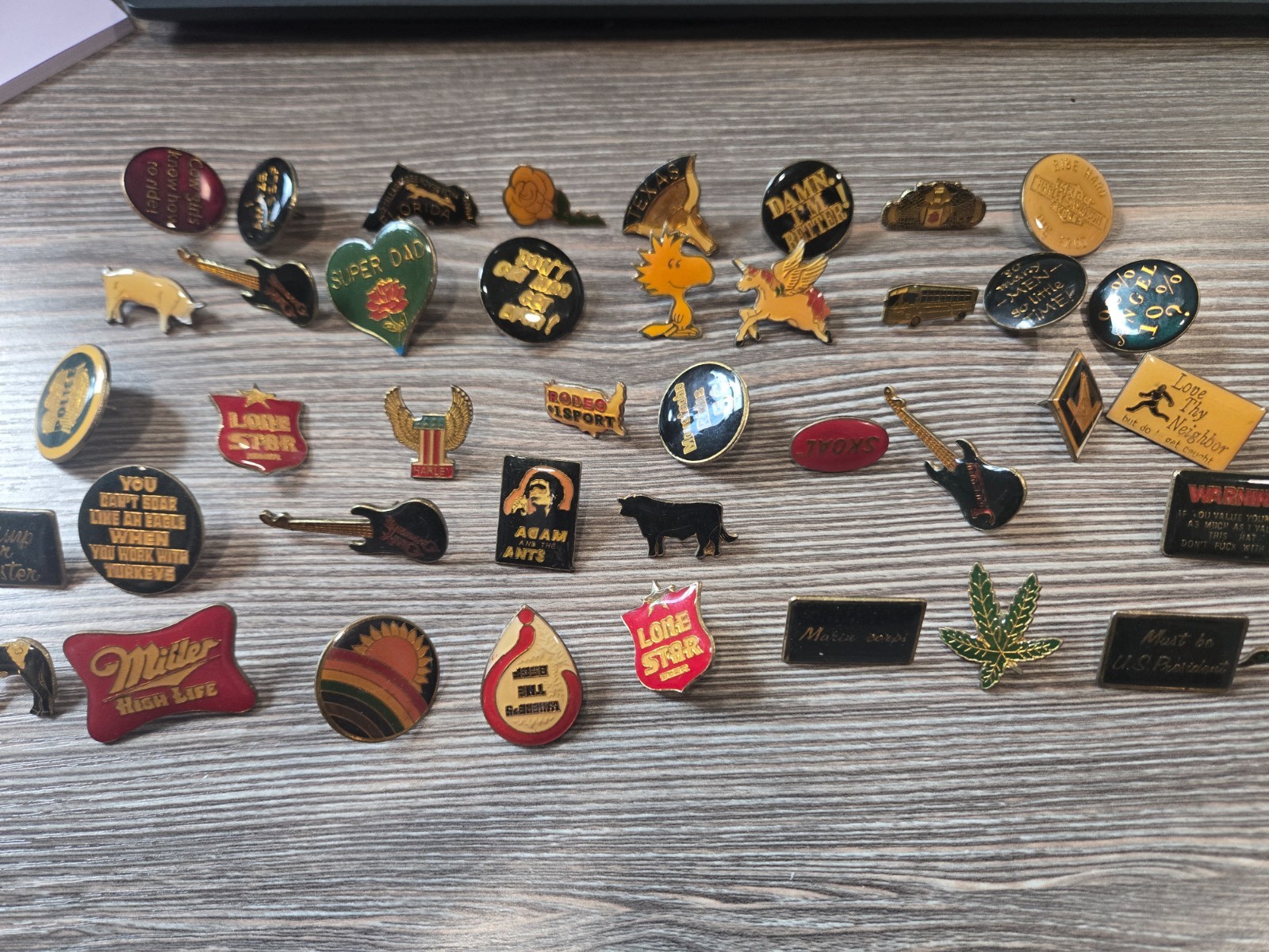 Huge Lot of 441 Vintage Lapel Pins Estate Collection - Beer Music Humor Animals