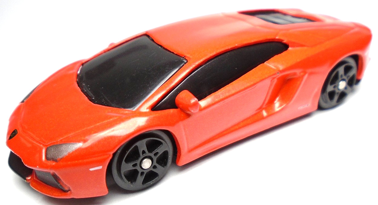 2021 MAISTO LAMBORGHINI AVENTADOR LP700-4 RED 1:64 DIECAST 3\