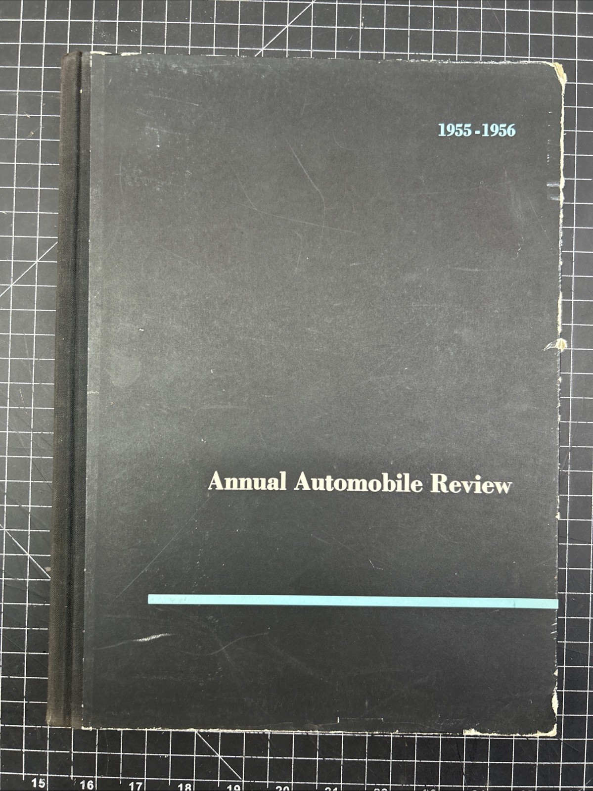 AUTOMOBILE YEAR ANNUAL AUTOMOBILE REVIEW 1955 - 1956