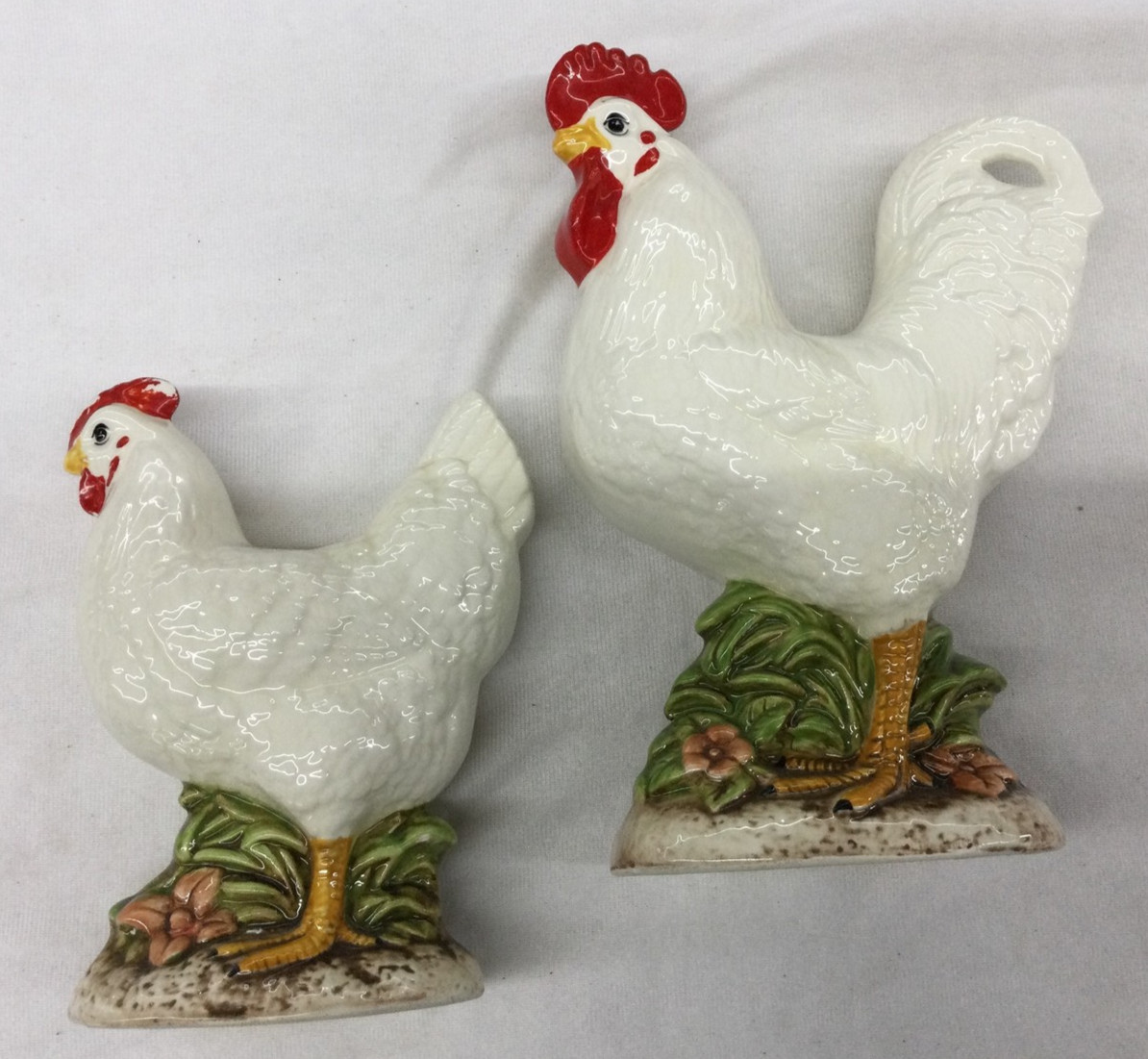 Lefton Rooster & Hen Chicken Figurines (Lot of 2), Preowned.